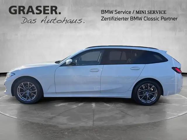 BMW 3 Series view 2