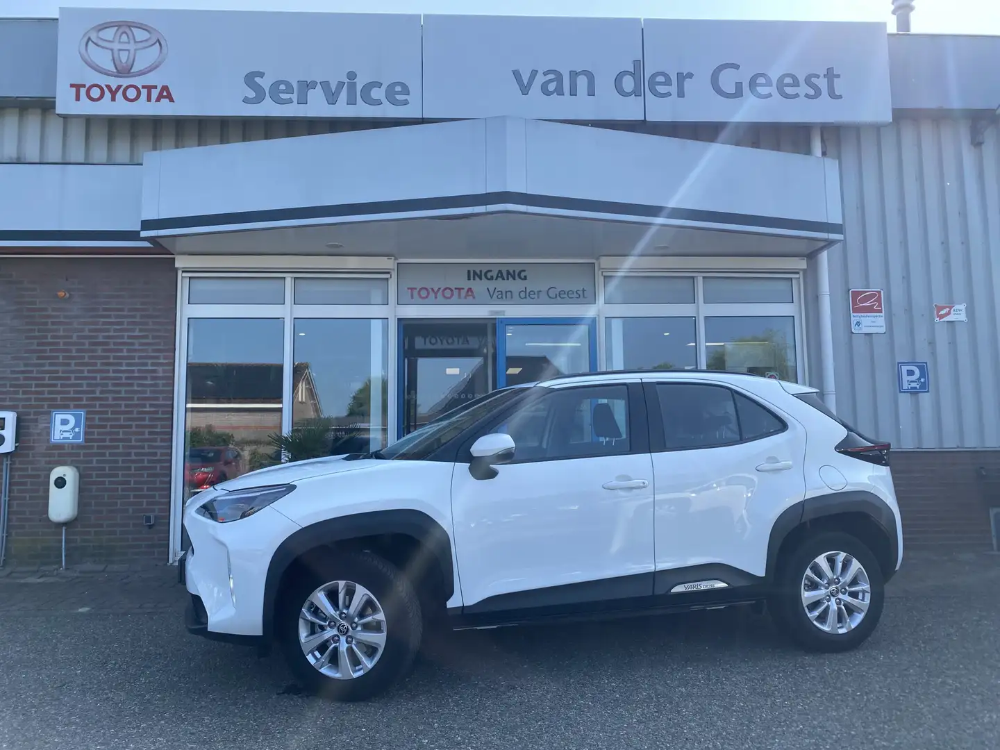 Toyota Yaris Cross 1.5 Hybrid Active Blanco - 1