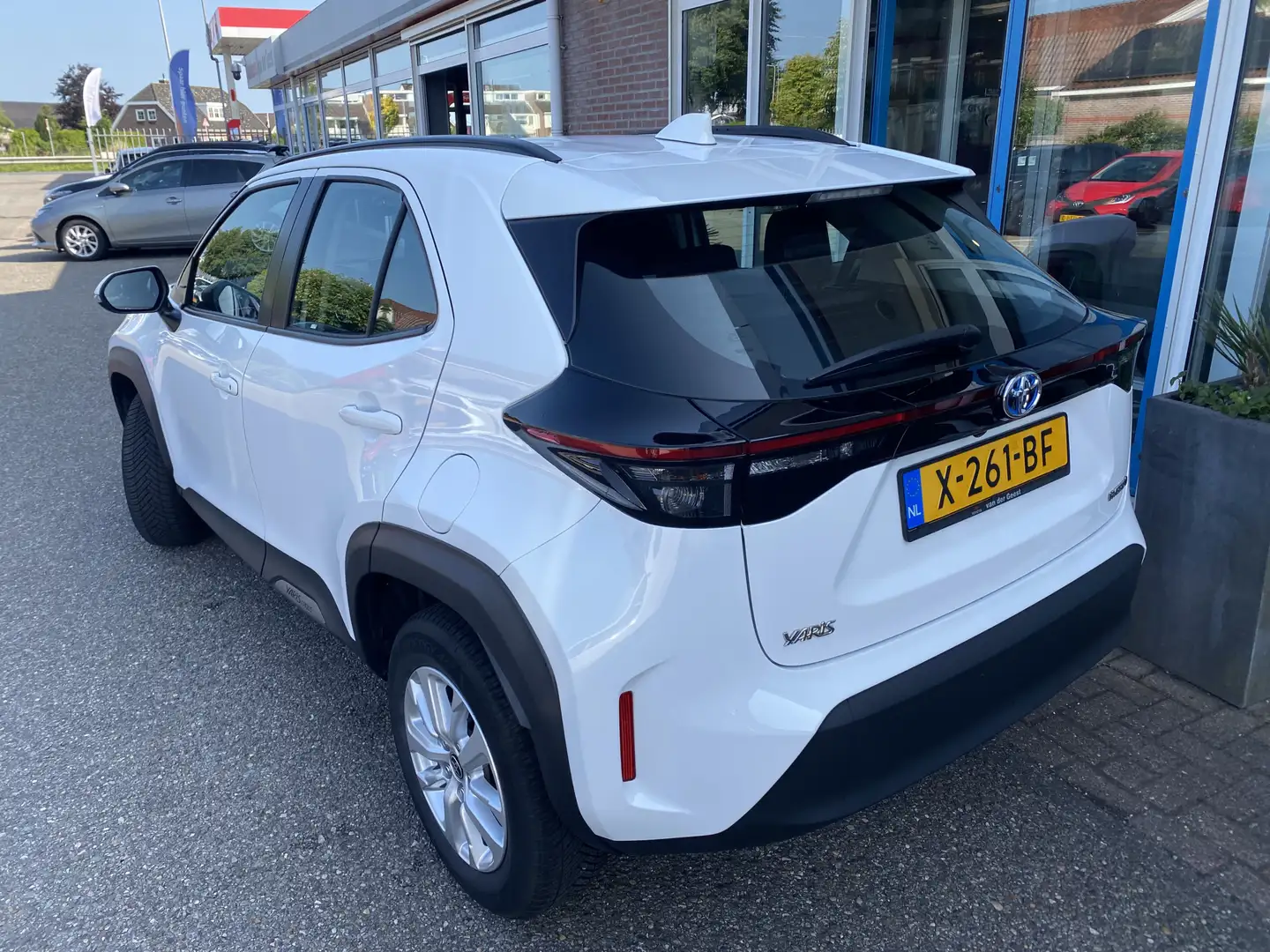 Toyota Yaris Cross 1.5 Hybrid Active Blanco - 2