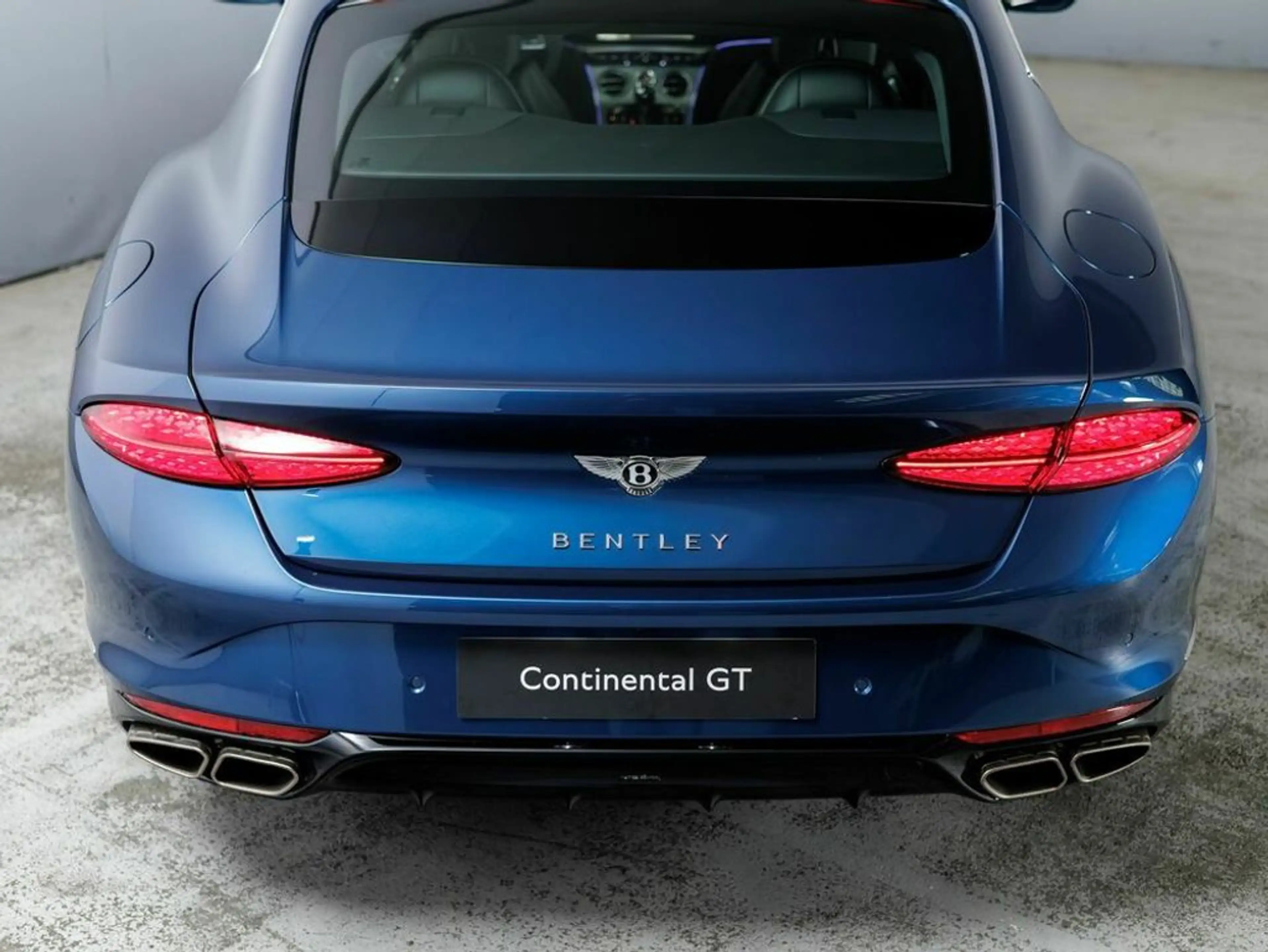Bentley Continental GT Azure V8 Hybrid — photo 11