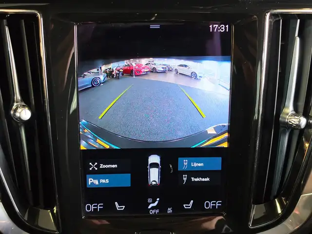 Volvo V60 view 8