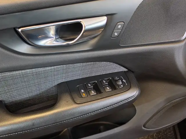 Volvo V60 view 16