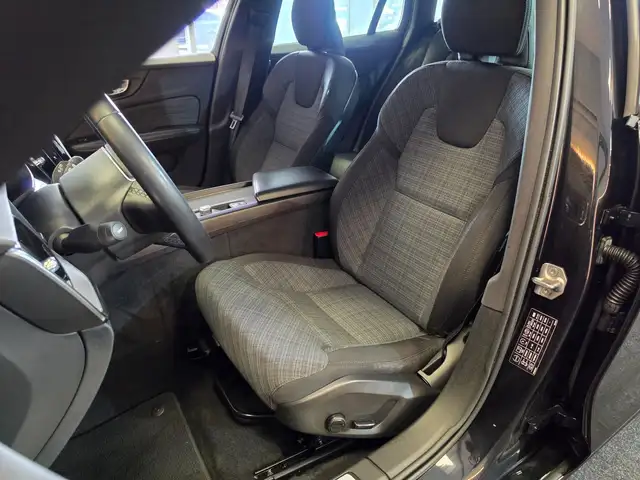 Volvo V60 view 13