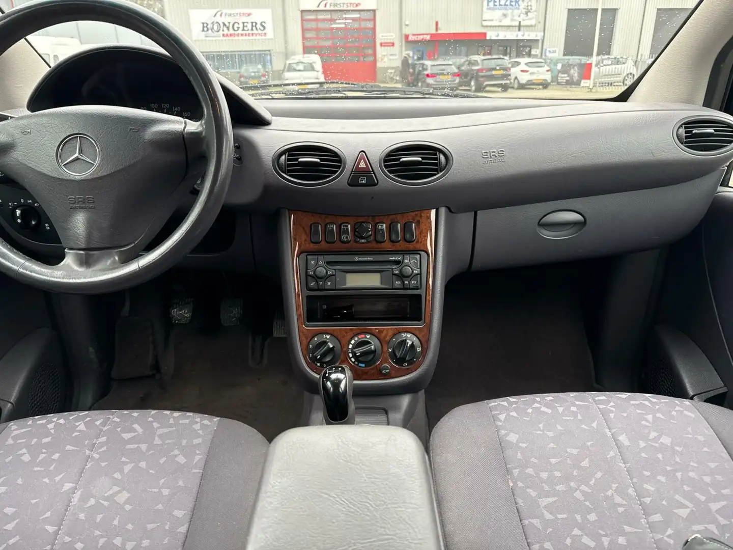 Mercedes-Benz A 140 Elegance, airco, cruisecontrol, schuif-/kanteldak Modrá - 2