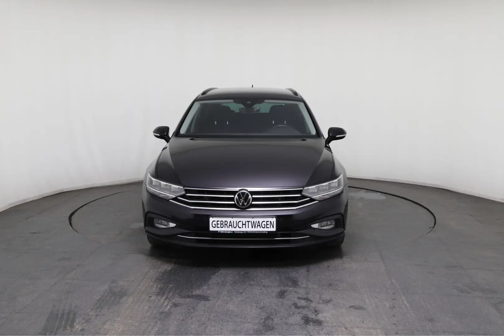 Volkswagen Passat Variant Business 2.0 TDI  *AHK*NAVI*ACC*LED*SHZ*Keyless*PD Zwart - 2