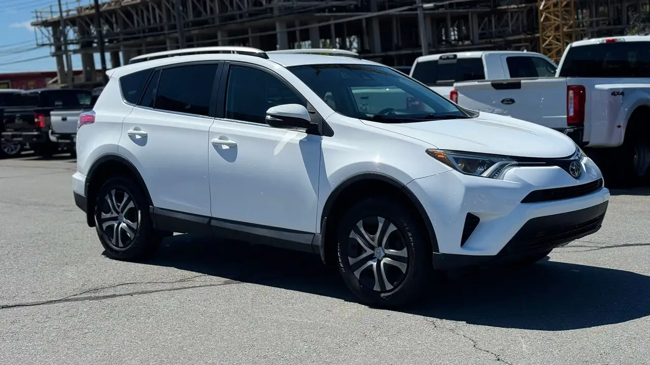 Toyota RAV 4 снимка Toyota RAV 4