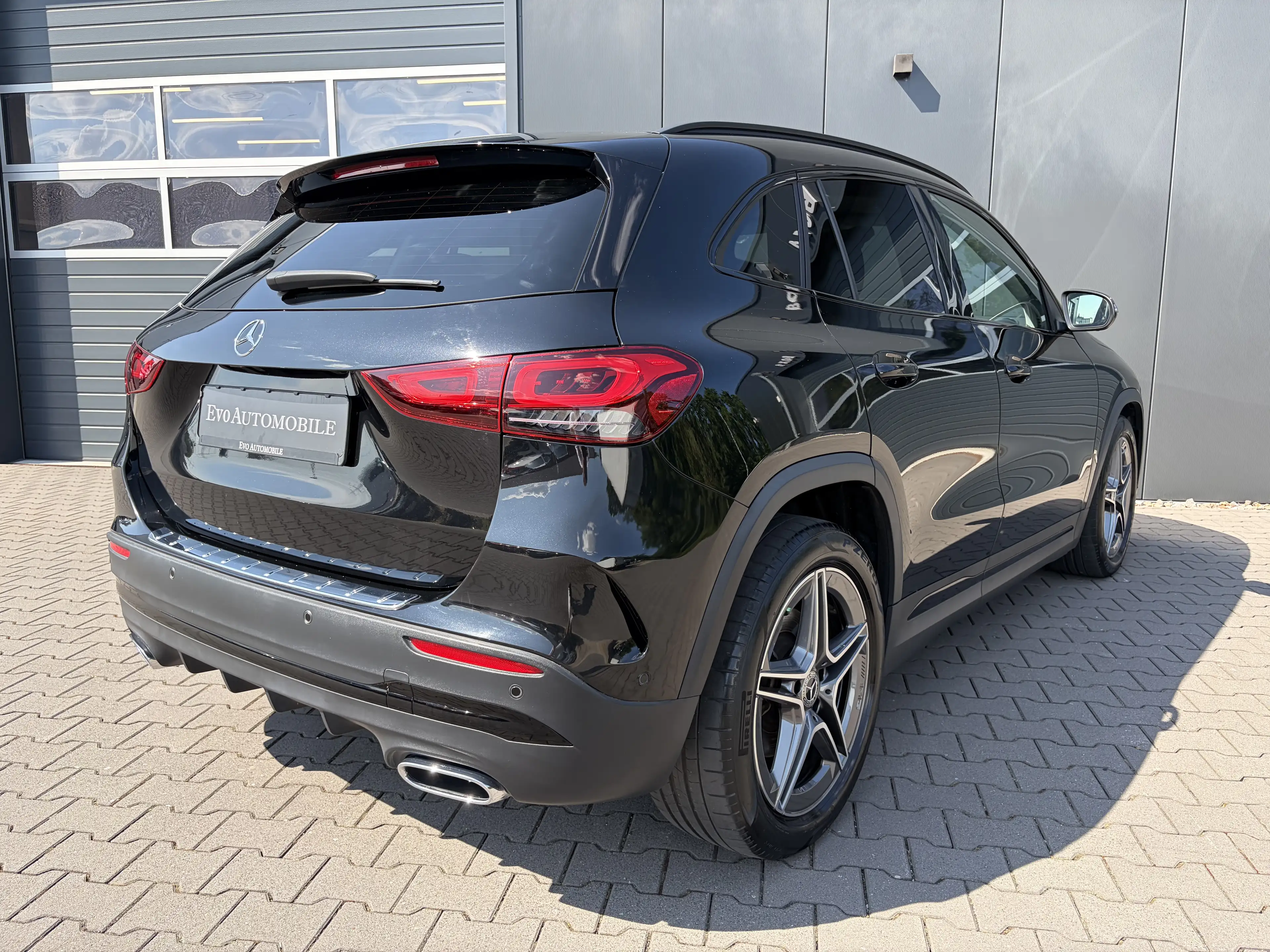 Mercedes-Benz GLA 220 GLA 220d GLA AMG Mbux Navi Standheizung Kamera Multibeam LED — photo 5
