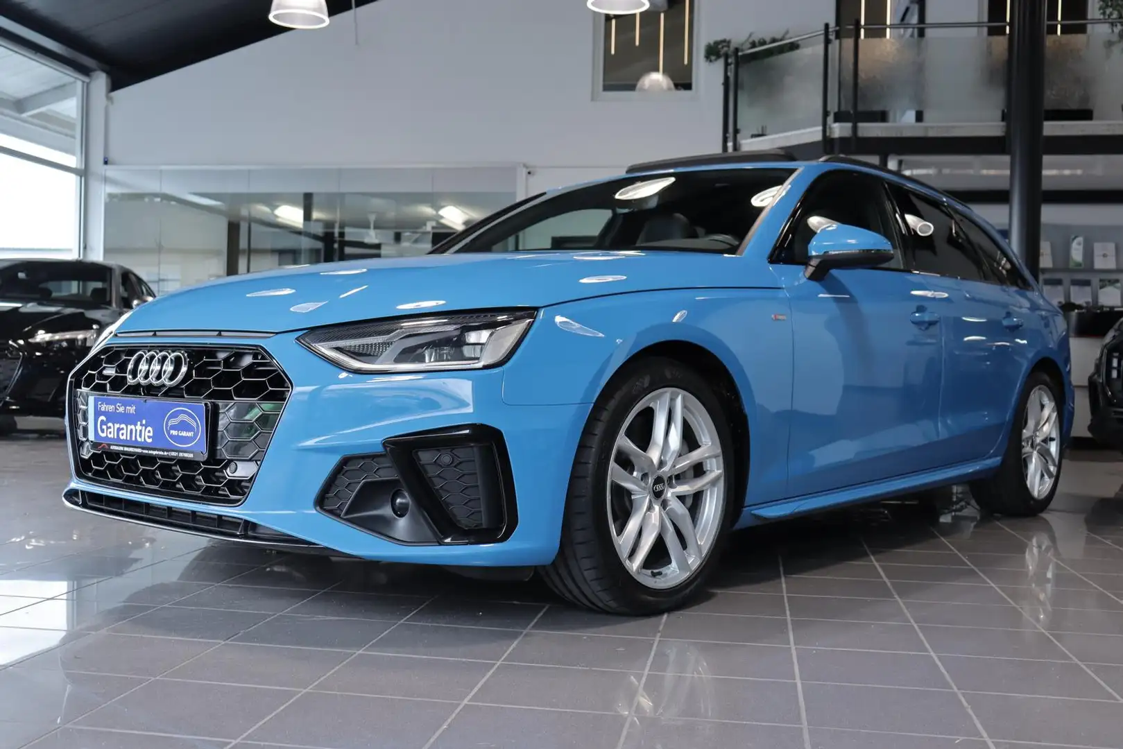 Audi A4 Avant 3.0 TDI quattro S LINE *PANO*ACC*CAM* Blau - 2