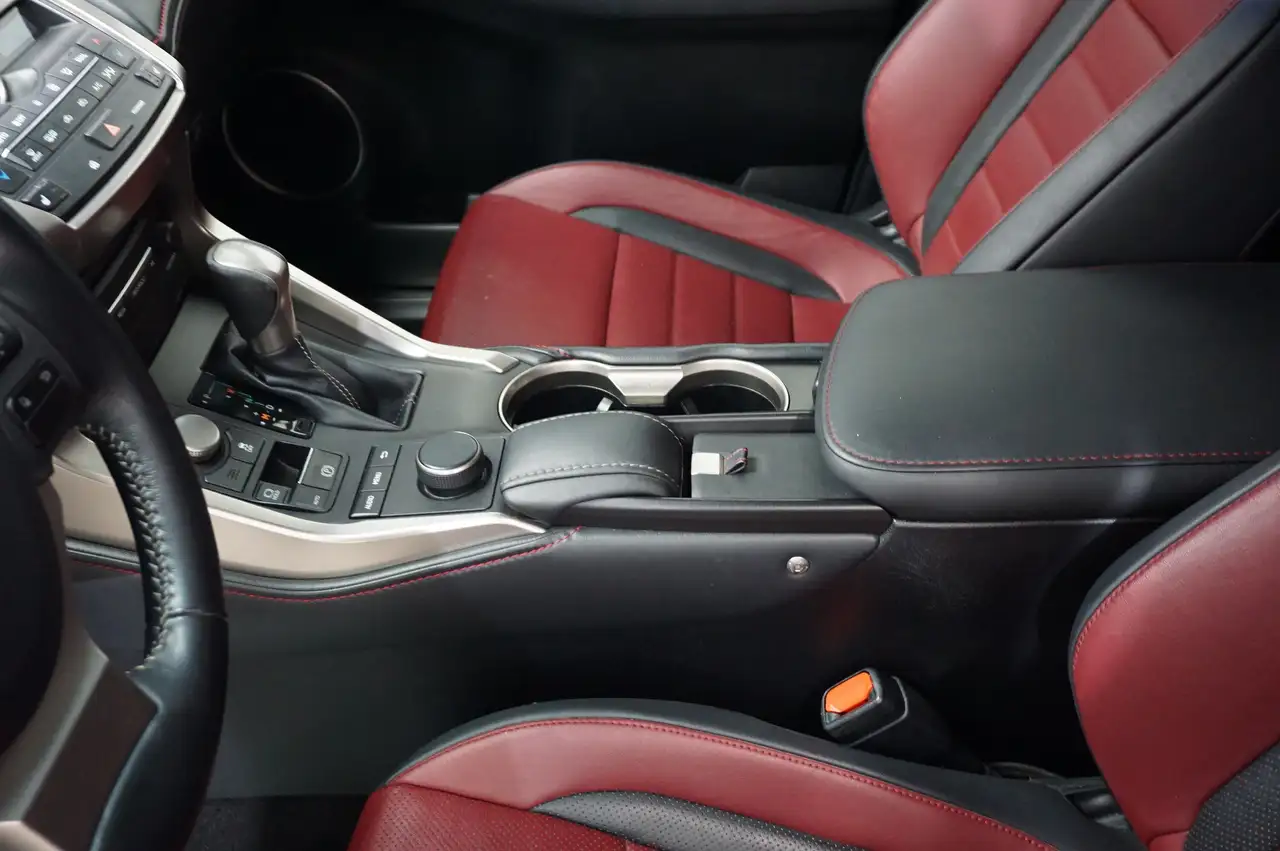 Lexus NX photo Lexus NX