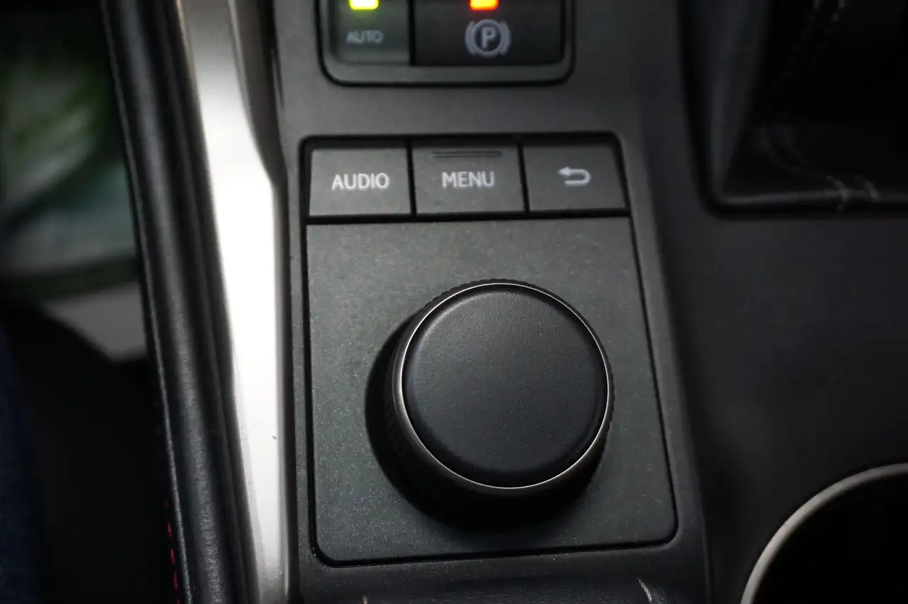Lexus NX photo Lexus NX