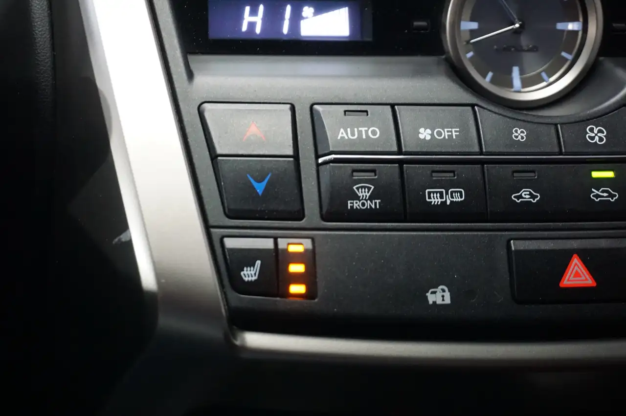 Lexus NX photo Lexus NX