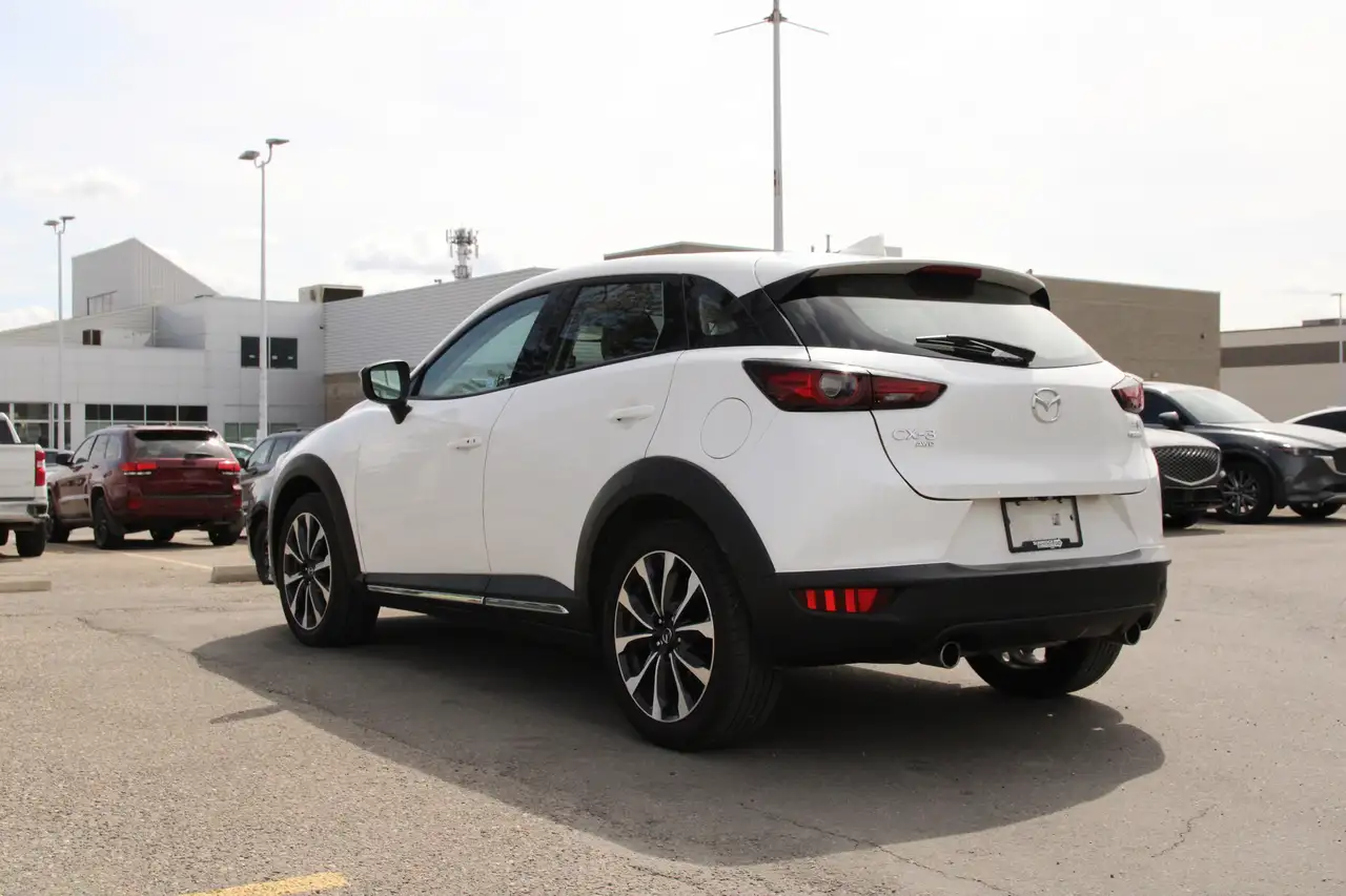 Mazda CX-3 снимка Mazda CX-3