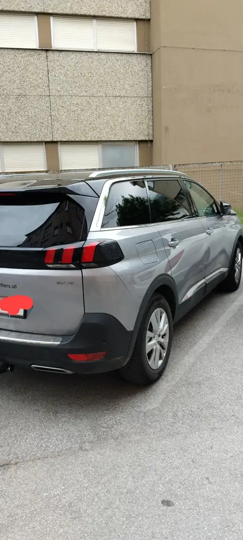 Peugeot 5008 1,5 BlueHDI 130 S&S EAT8 GT-Line Aut. Grau - 1