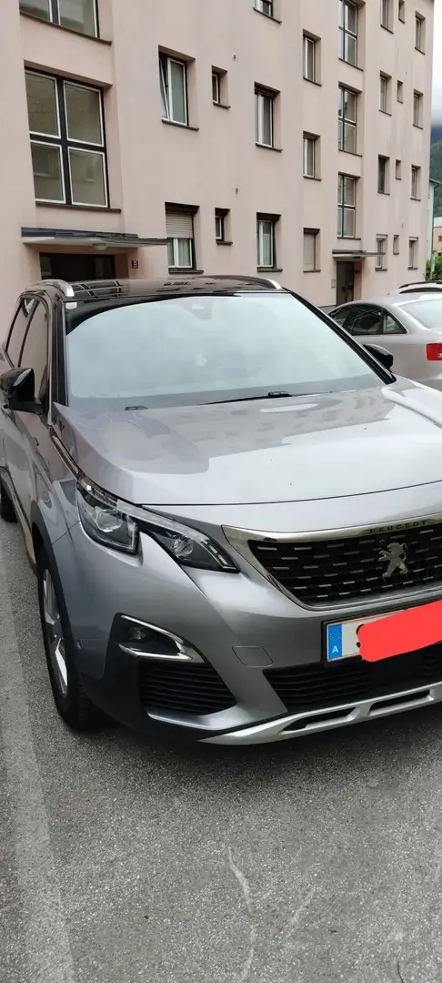 Peugeot 5008 1,5 BlueHDI 130 S&S EAT8 GT-Line Aut. Grau - 2