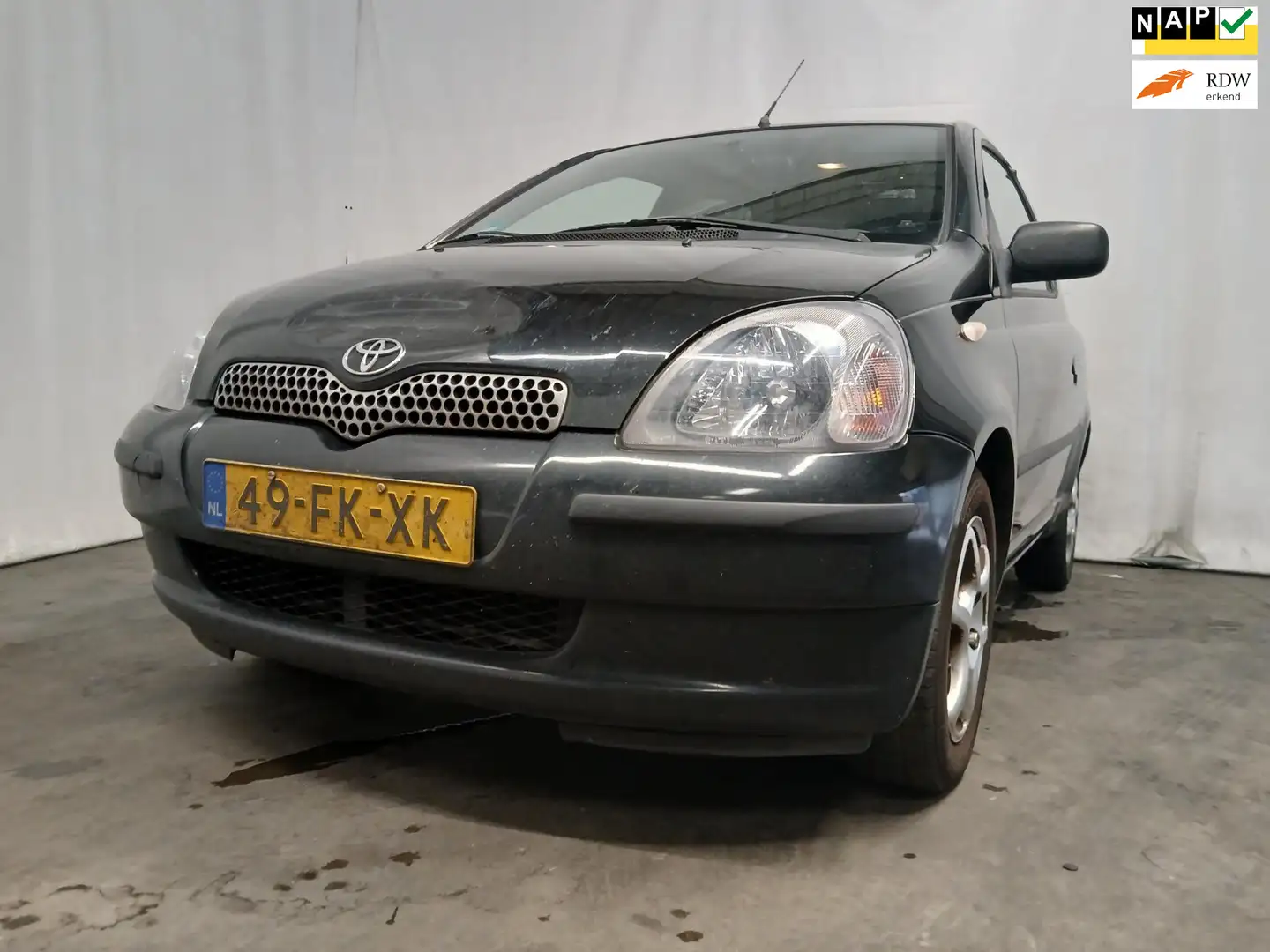 Toyota Yaris 1.3-16V VVT-i Sol airco export Noir - 1