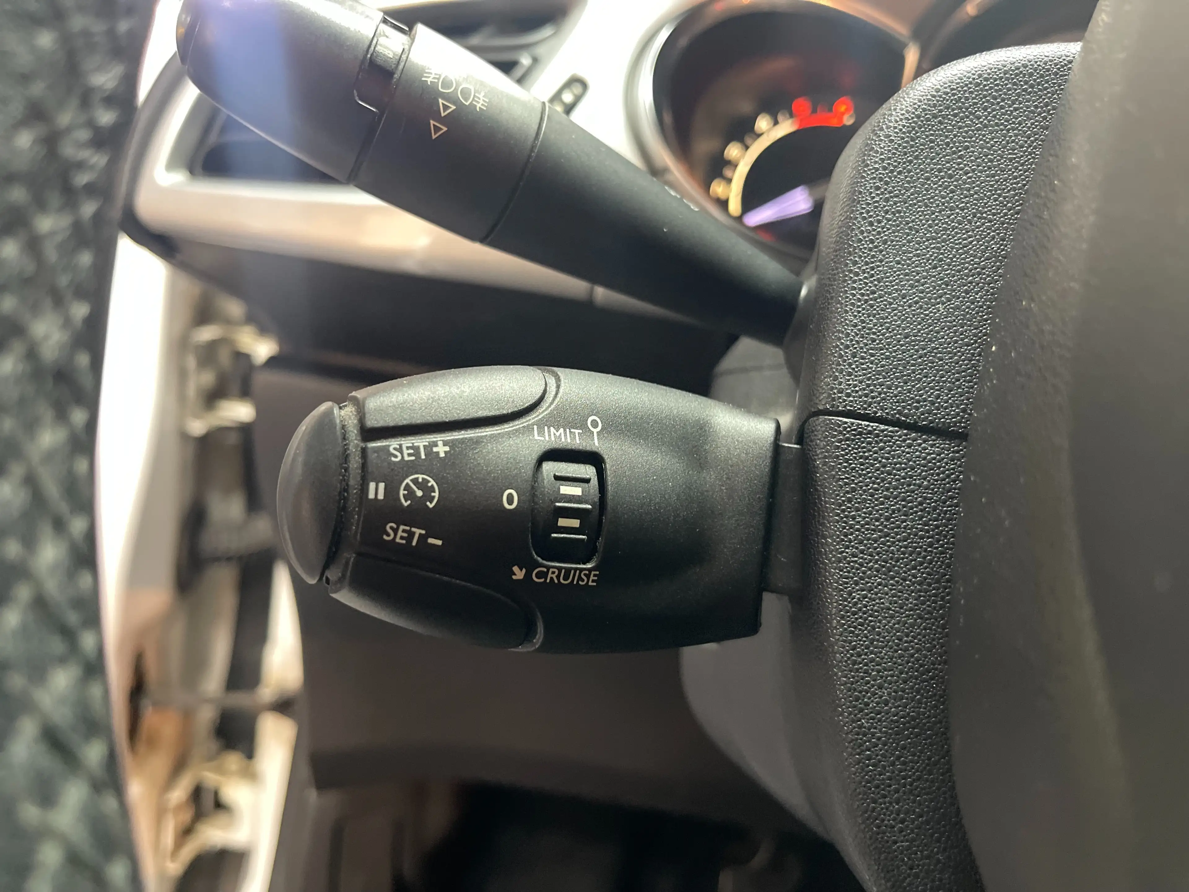 Citroen DS3 DS3 1.4 e-HDi Chic*GARANTIE 1 AN — photo 10