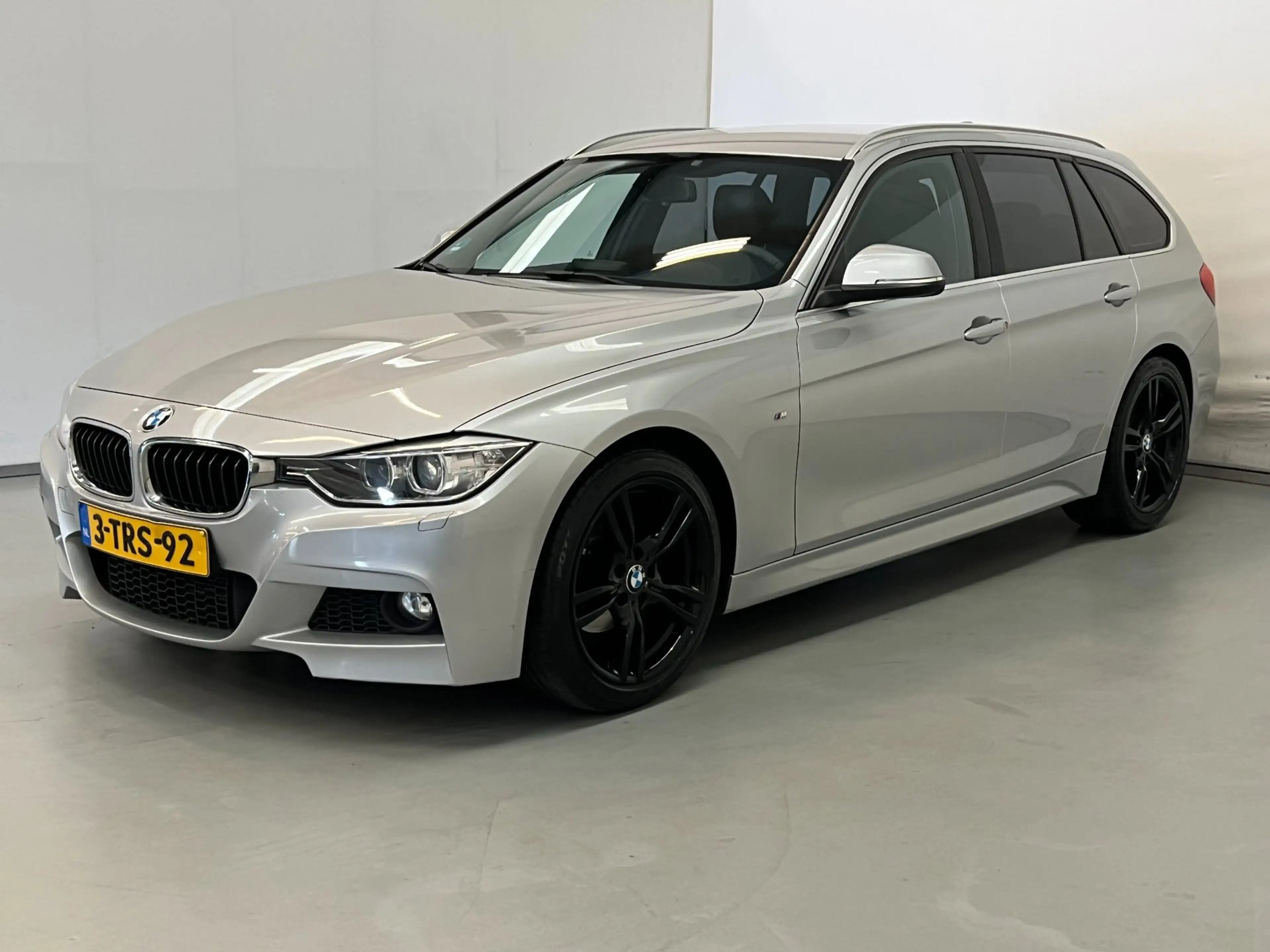 BMW 316 3-serie Touring 316i Exe / M Pakket / NL-auto / Ca — photo 3