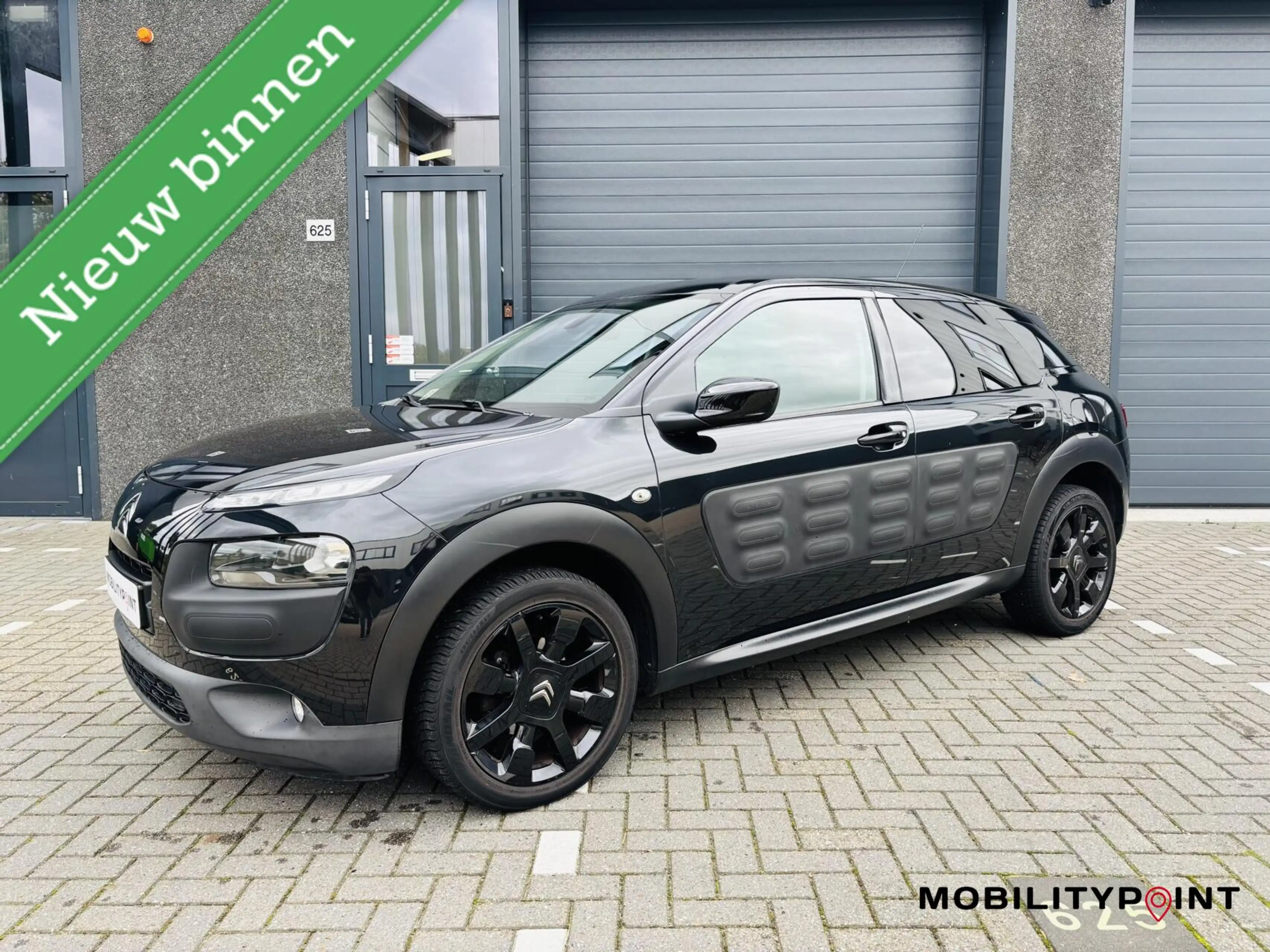 Citroen C4 Cactus 1.2 PureTech Shine 110PK|Pano|Camera|Stoelverwarmi
