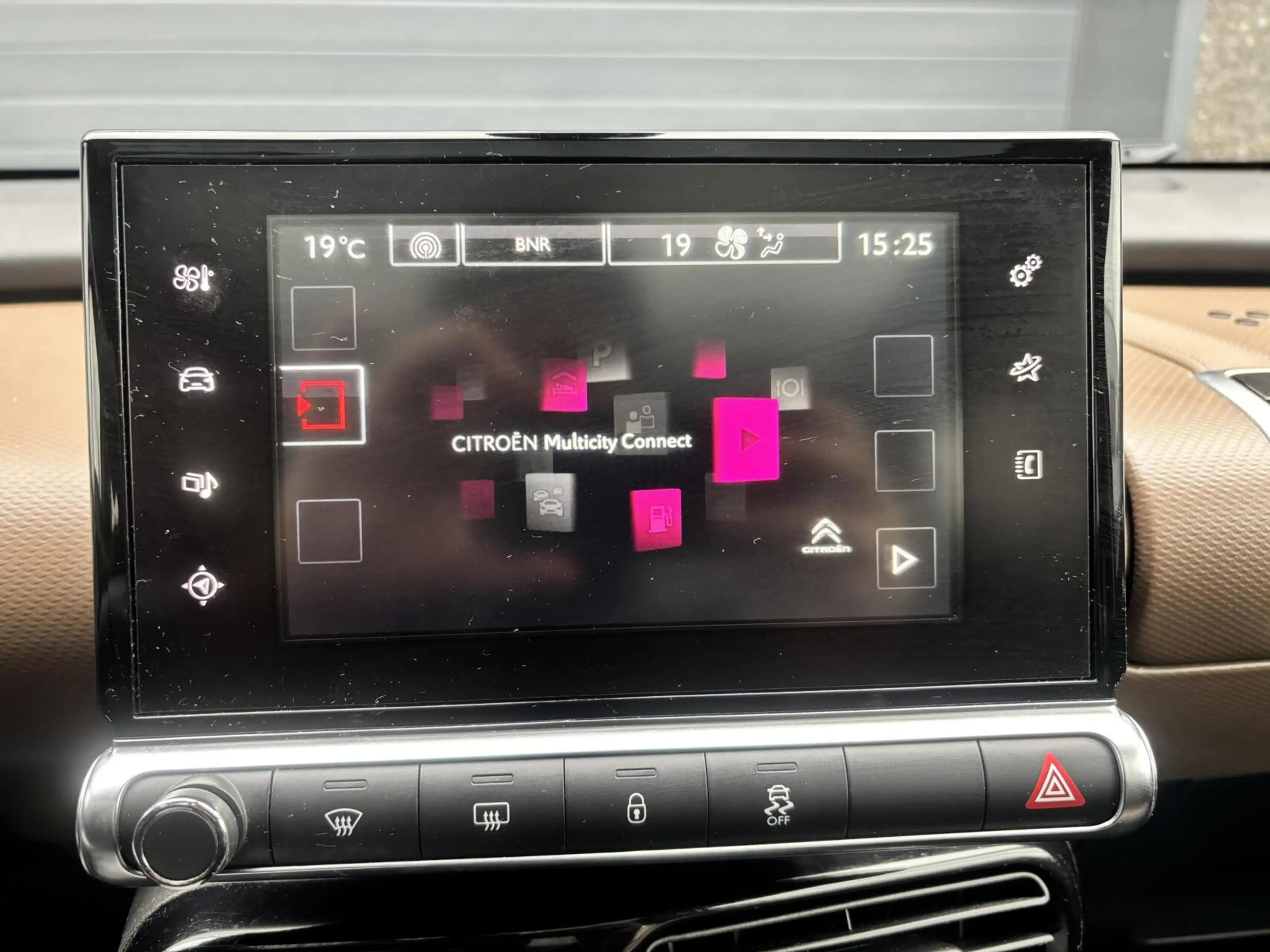 Citroen C4 Cactus 1.2 PureTech Shine 110PK|Pano|Camera|Stoelverwarmi — photo 11