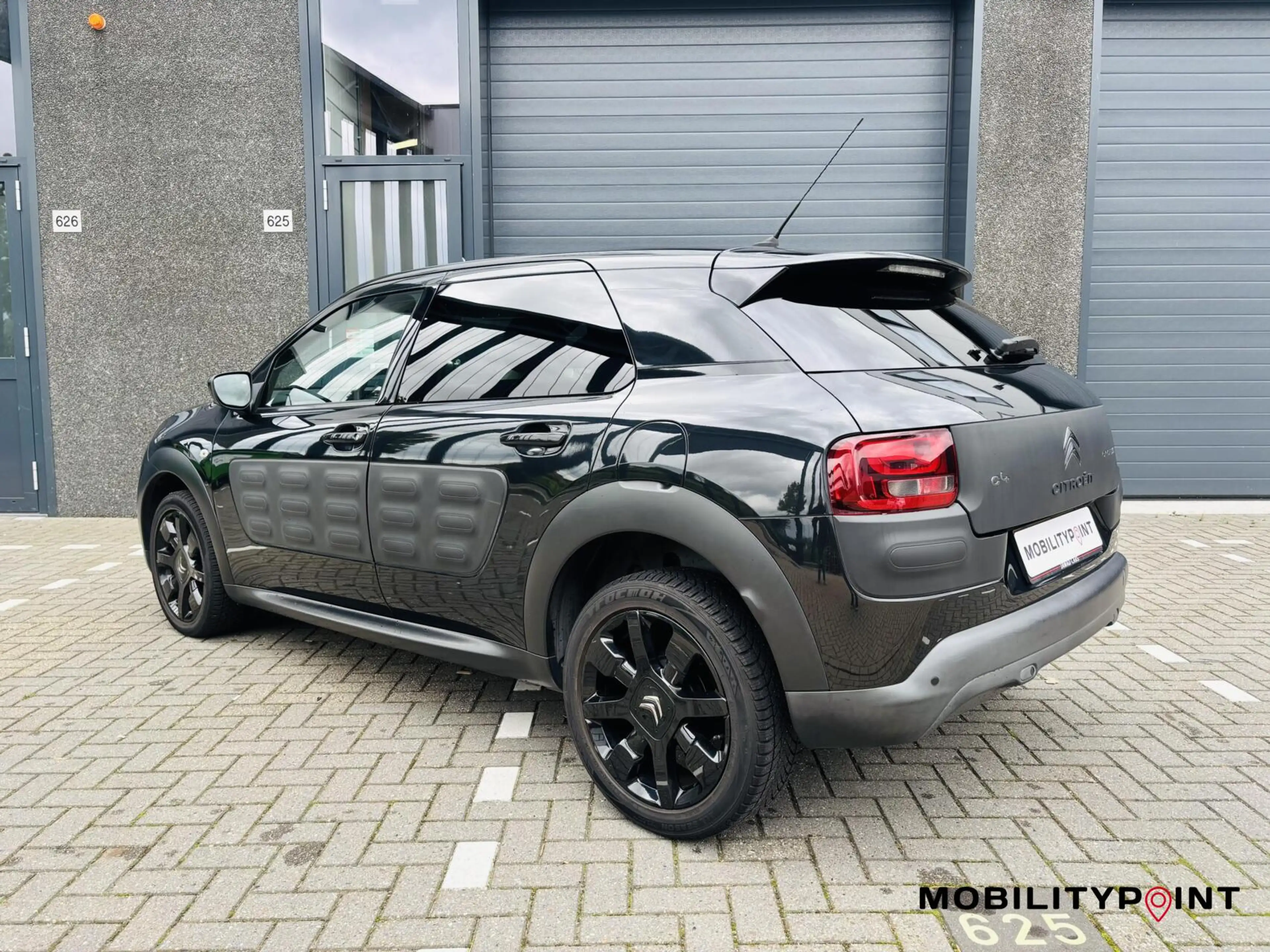 Citroen C4 Cactus 1.2 PureTech Shine 110PK|Pano|Camera|Stoelverwarmi — photo 3
