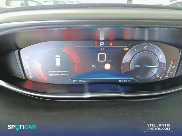 Peugeot 5008 view 14