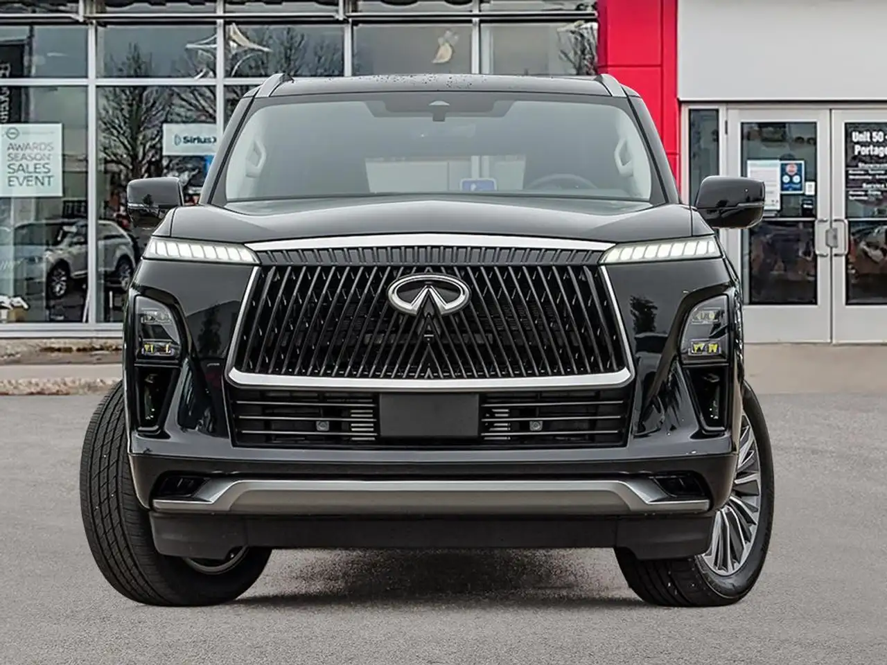 Infiniti QX80 снимка Infiniti QX80