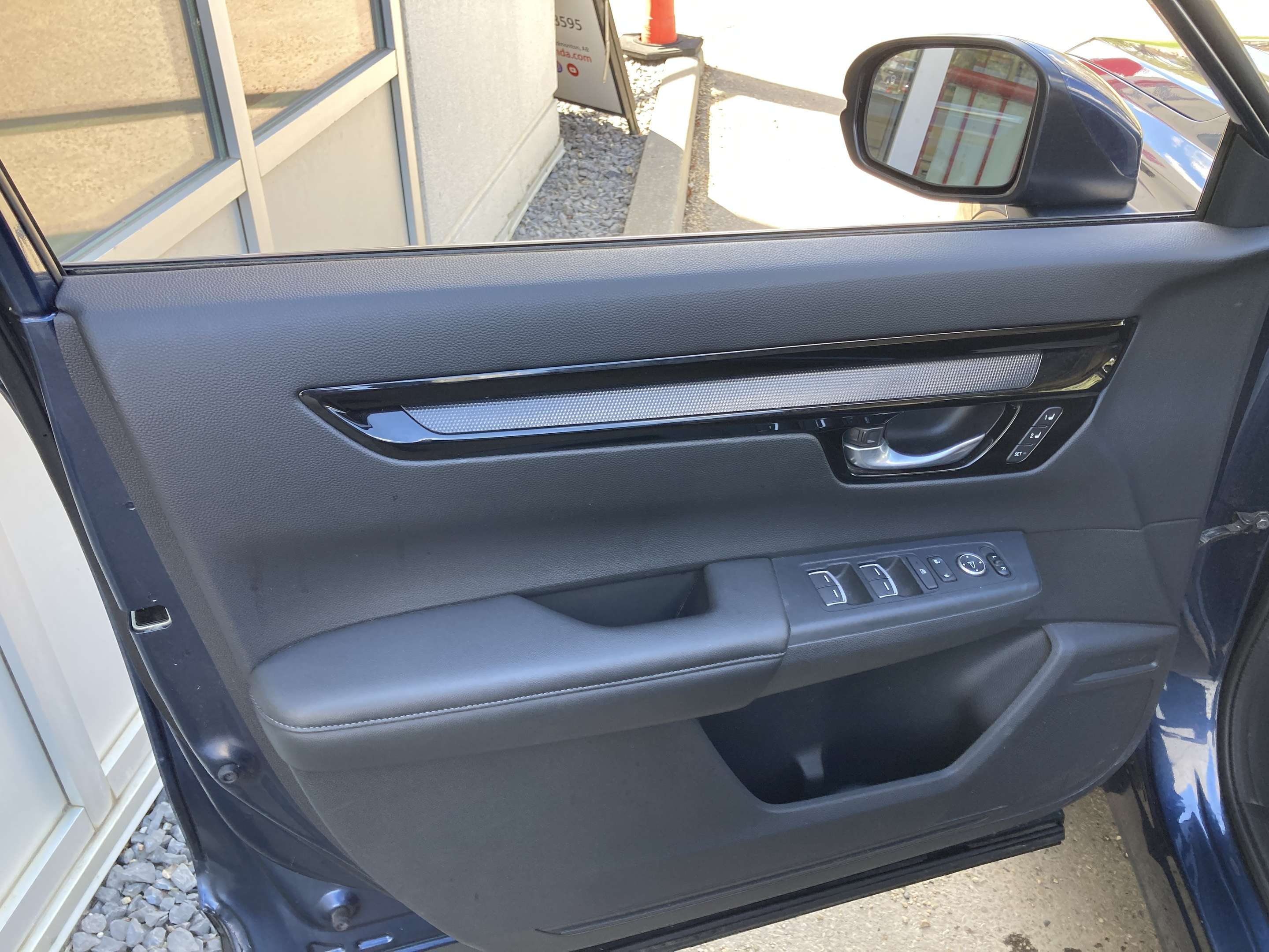 used 2023 Honda CR-V car, priced at $36,900