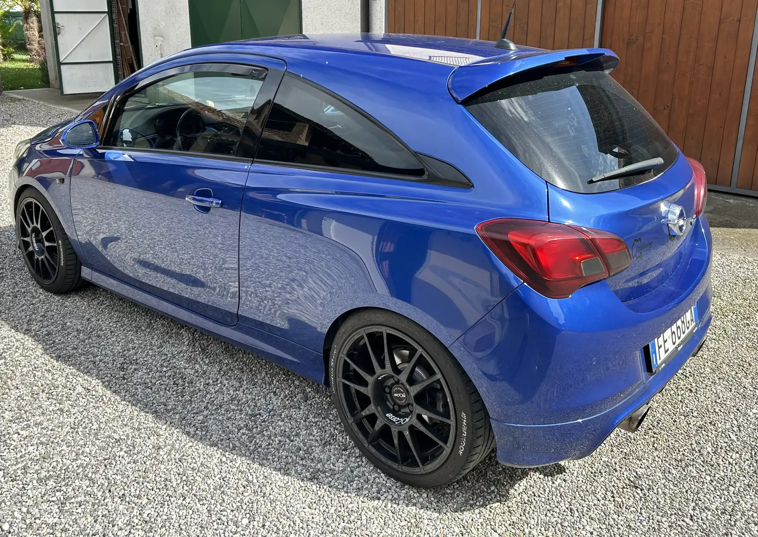 Opel Corsa 3p 1.6t Opc 207cv - 2