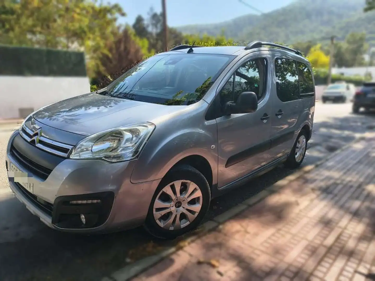 Citroen Berlingo Multispace 20 Aniv. PureTech 81KW(110CV) Gris - 2