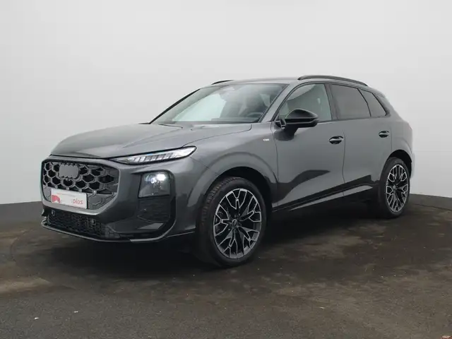 Audi Q3 view 2