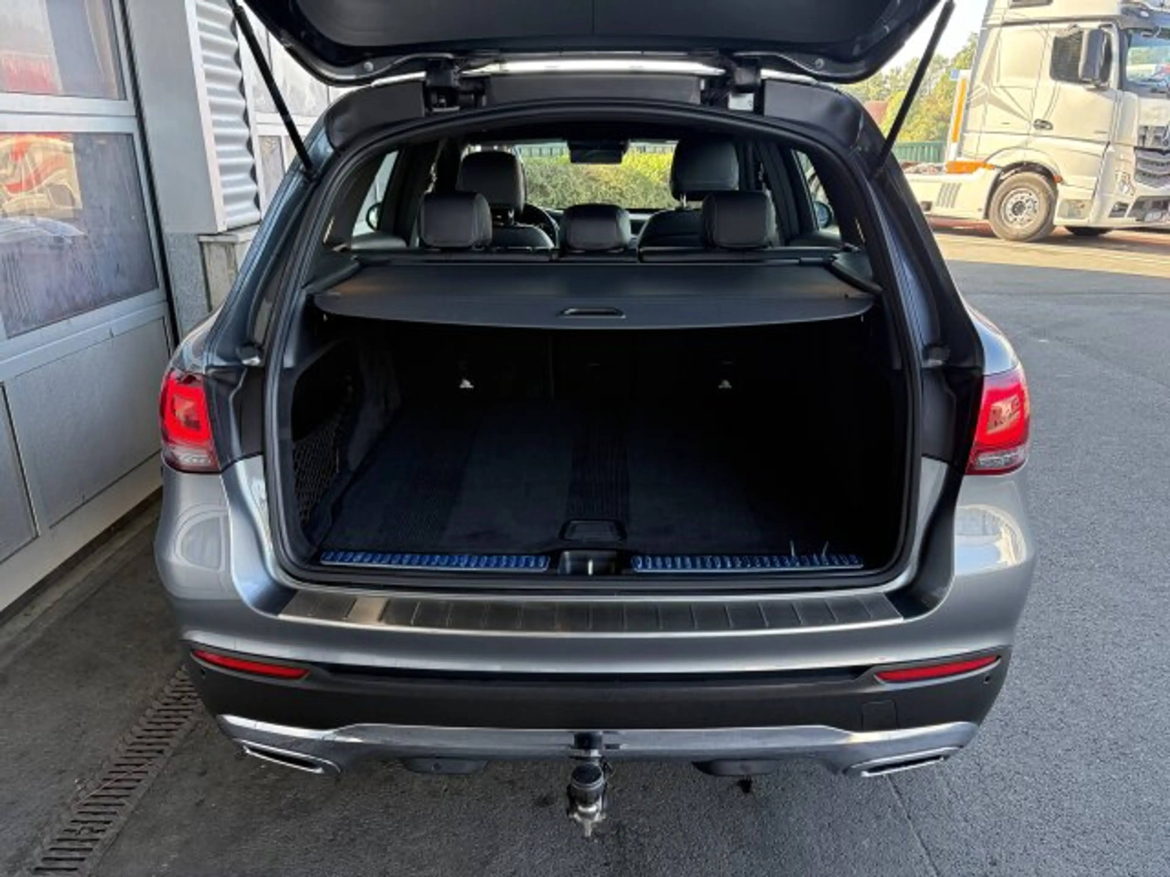 Mercedes-Benz GLC 220 GLC 220 d 4M EXCLUSIVE AHK Pano-Dach MULTIBEAM — photo 9