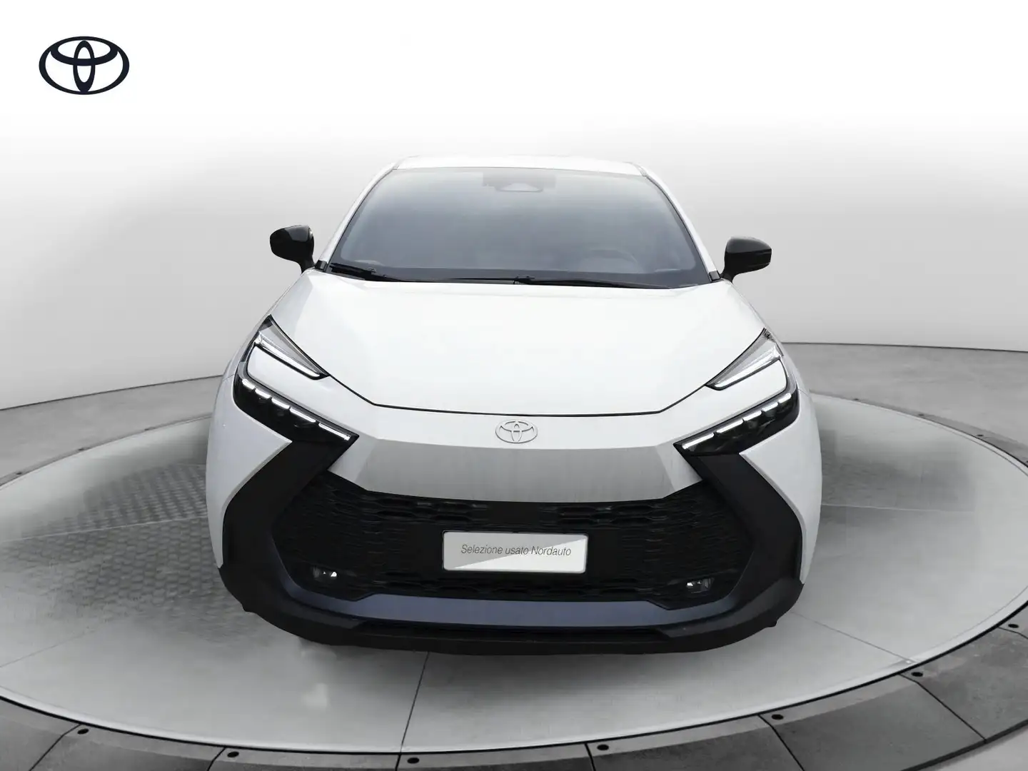 Toyota C-HR 1.8 HV Trend Bianco - 2