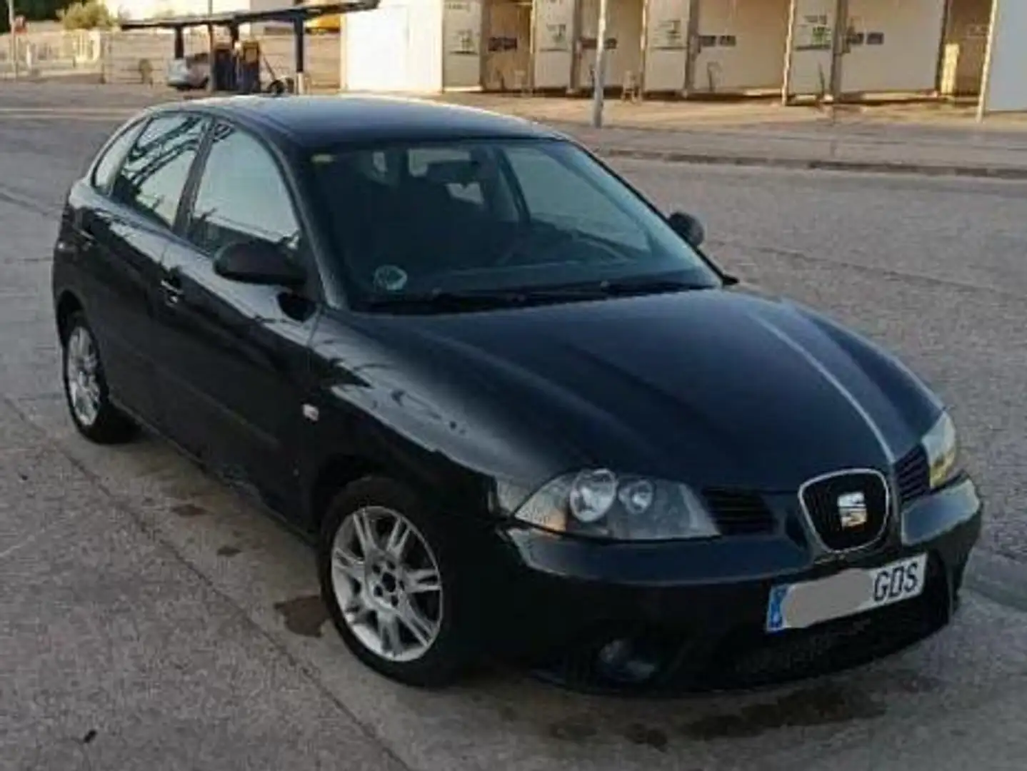 SEAT Ibiza Ibiza 1.4TDi Reference 80 Reference Negro - 1