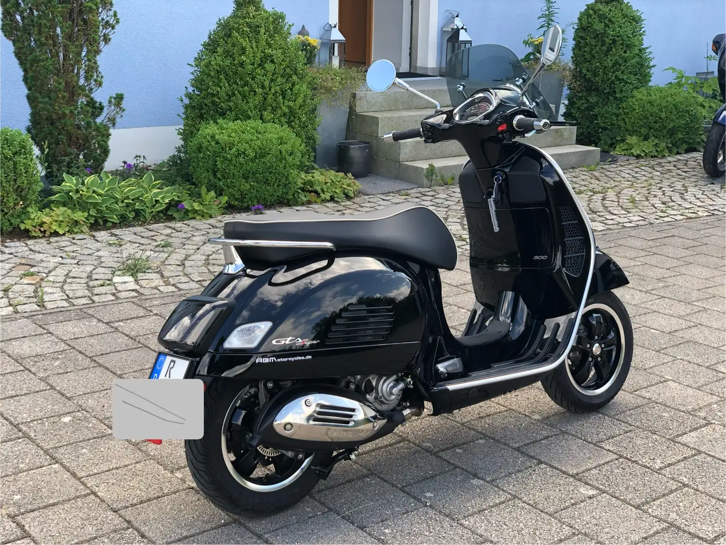 Vespa GTS Super 300 - 2