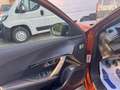Peugeot 2008 1.2 Puretech GT NAVI+RETR. KM. 12.600 Arancione - thumbnail 7