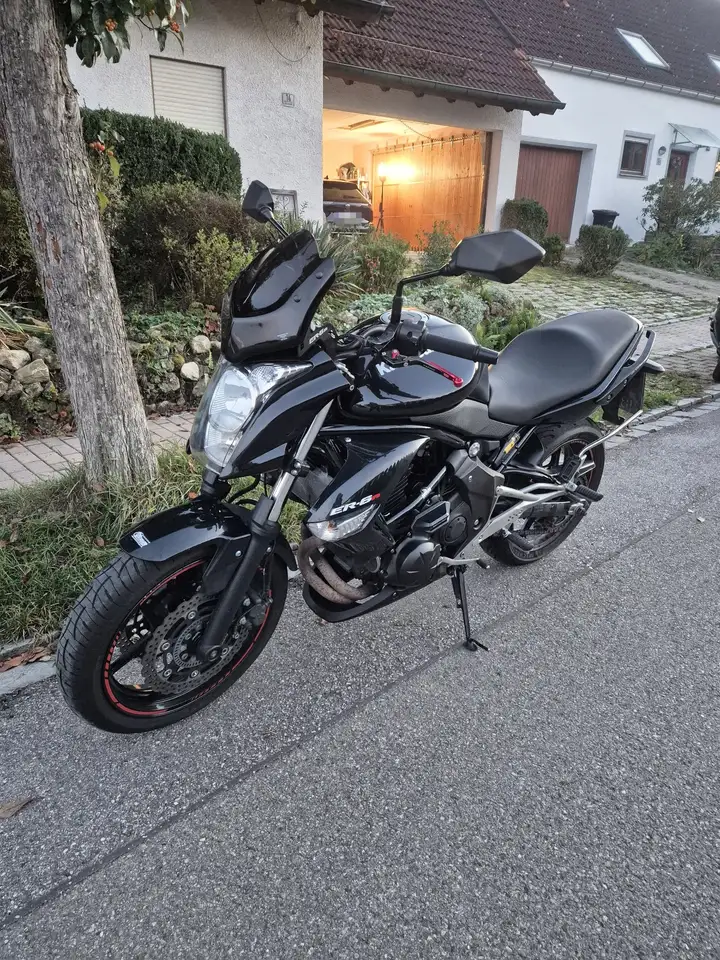 Kawasaki ER