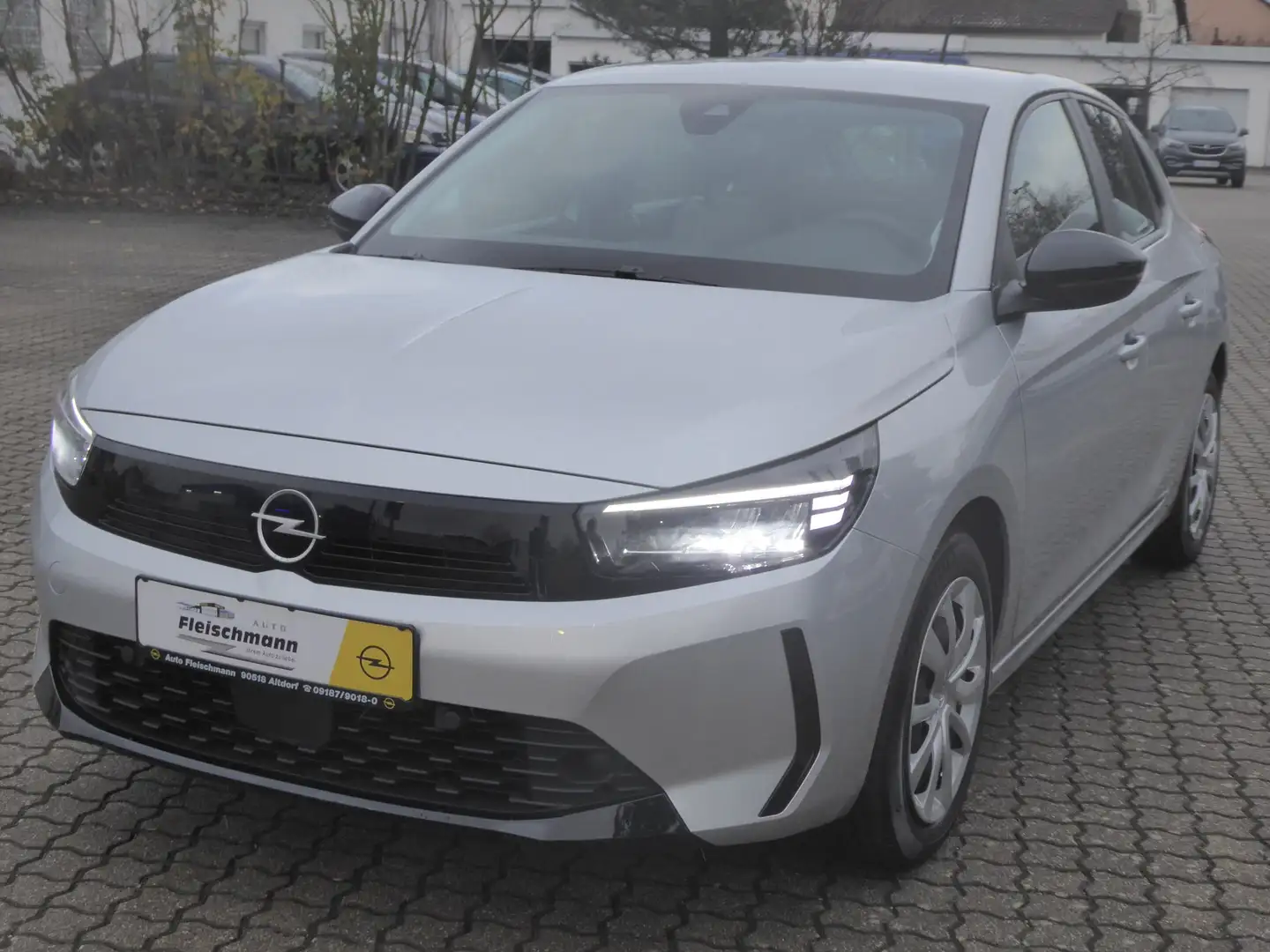 Opel Corsa Corsa 5-Türer 1.2 Start/Stop Silber - 1