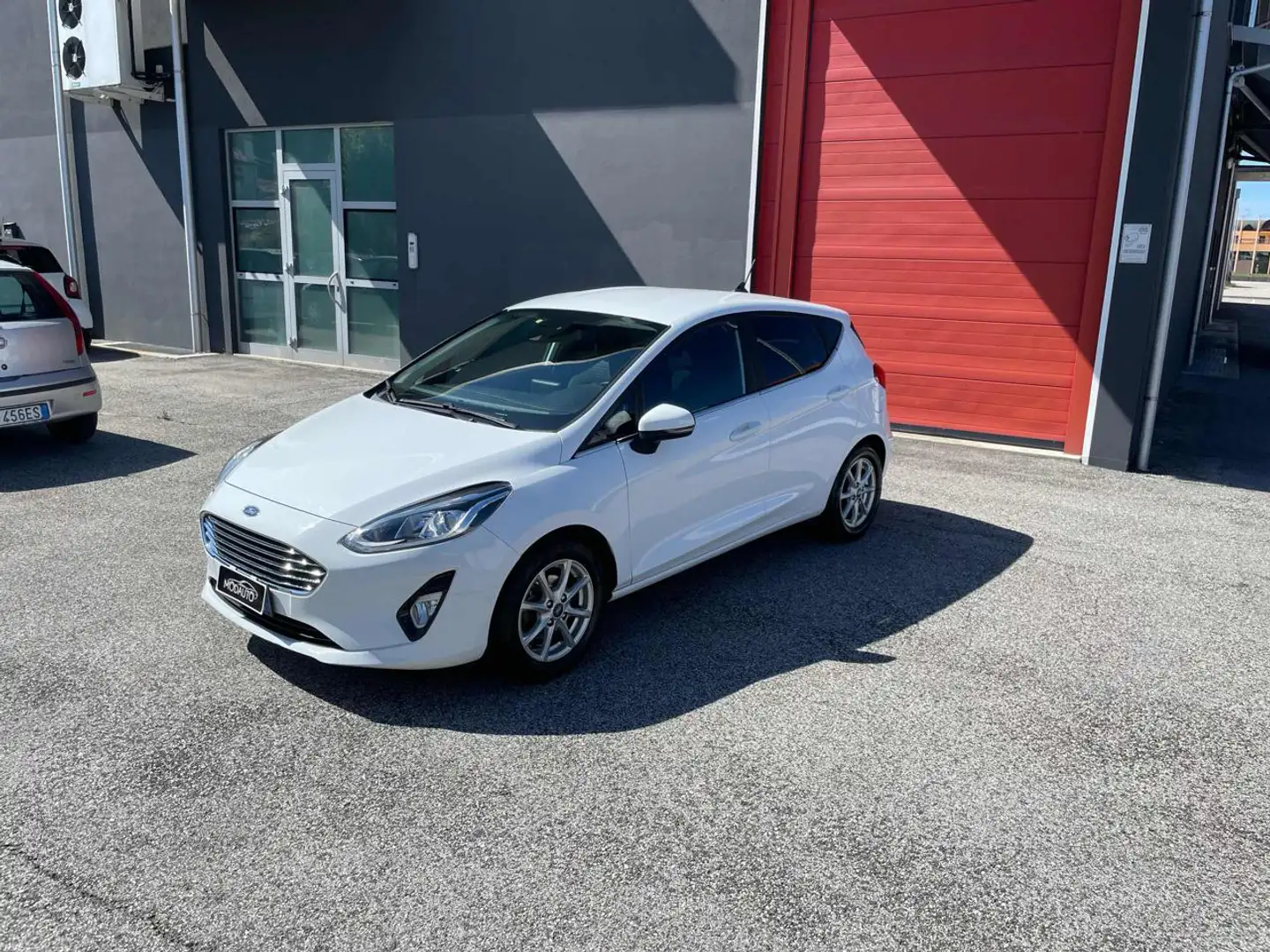 Ford Fiesta 1.1 75 CV GPL 5 porte Titanium OK NEOPATENTATI Bianco - 2