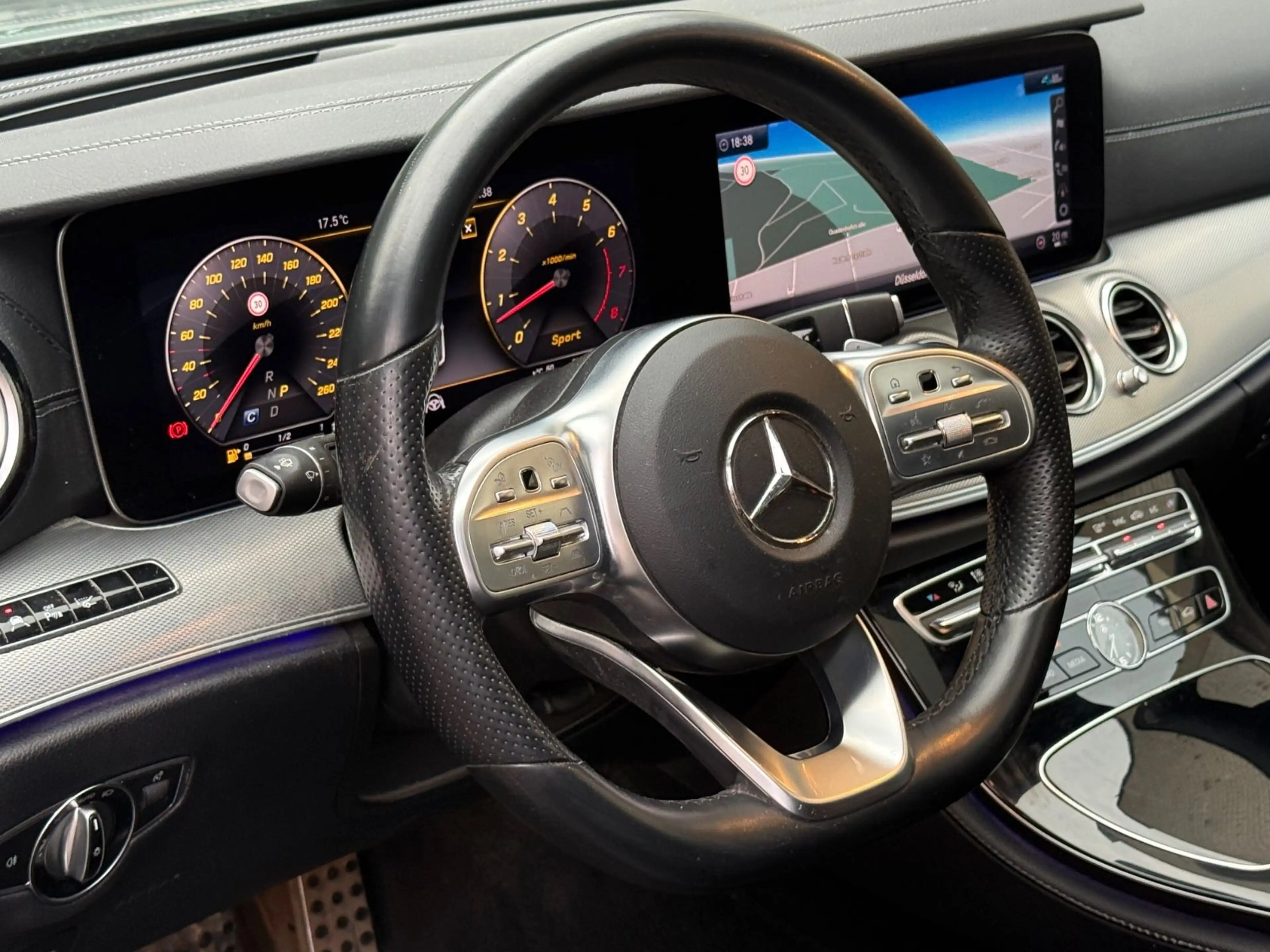 Mercedes-Benz E 450 V6 AMG 4-MATIC *Ambiente*Leder*AHK* — photo 14