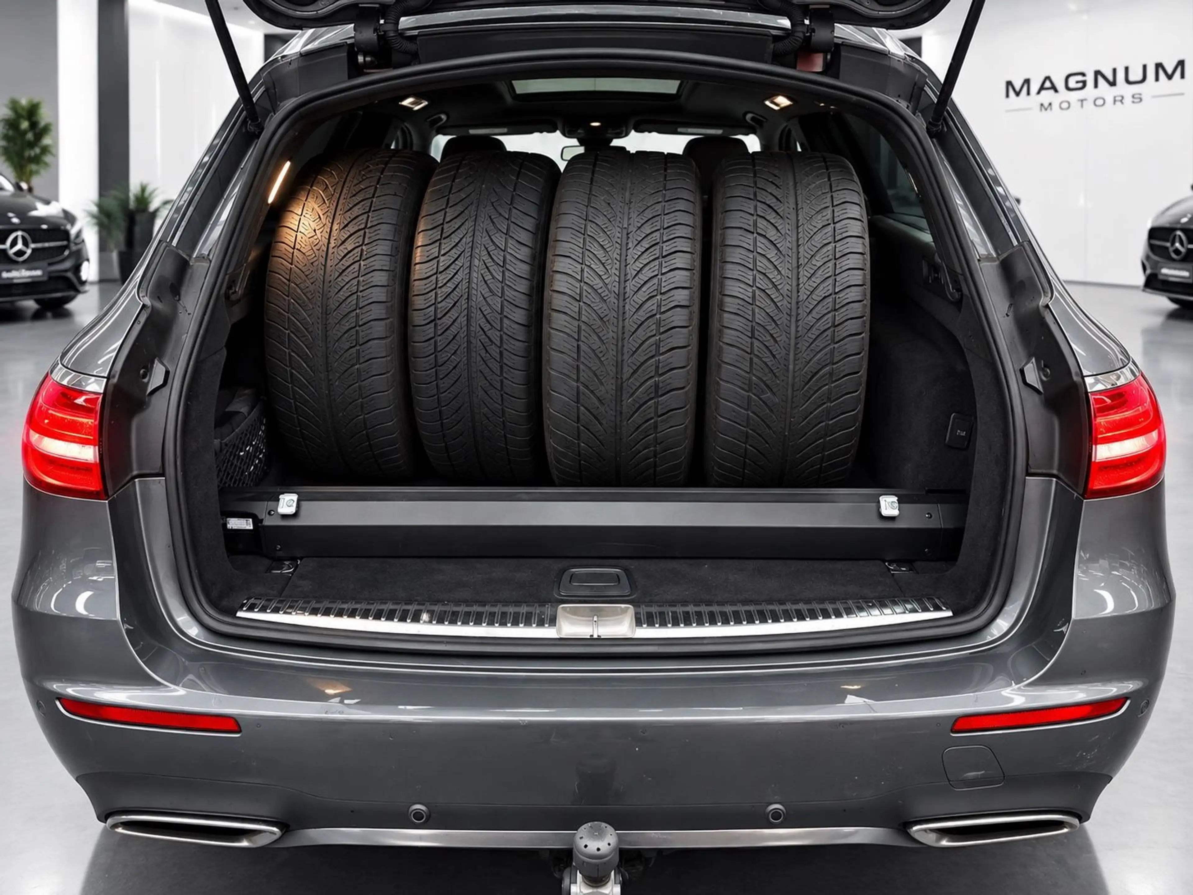Mercedes-Benz E 450 V6 AMG 4-MATIC *Ambiente*Leder*AHK* — photo 11
