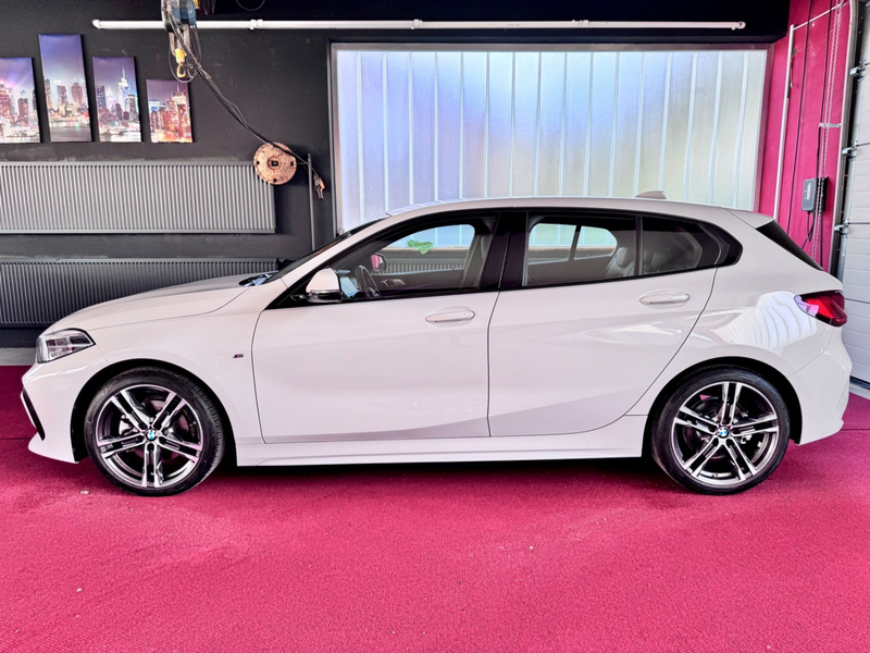 BMW 118 d M Sport Automatik Navi LED 18 Zoll — photo 9