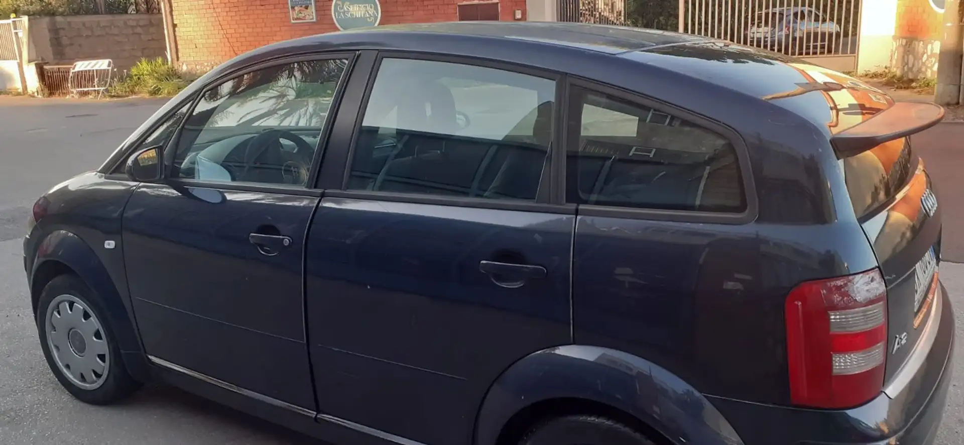 Audi A2 A2 1.4 tdi Comfort 90cv Noir - 2