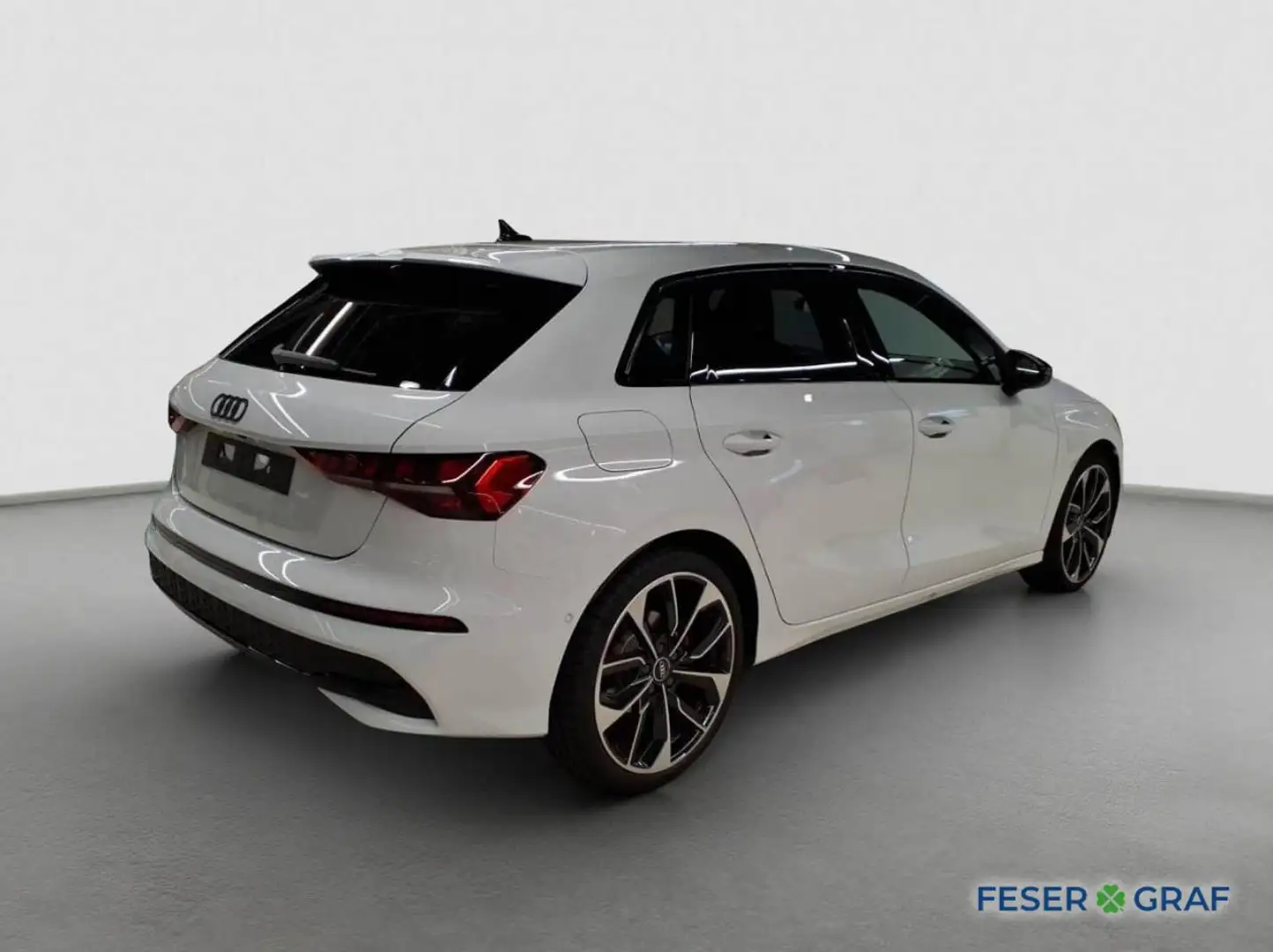 Audi A3 Advanced Weiß - 2