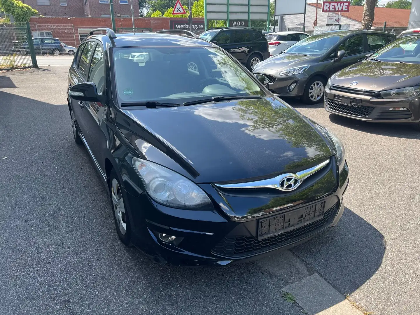Hyundai i30 CW Fifa World Edition 1.4"Klima"SHZ"E-Fenste Nero - 1
