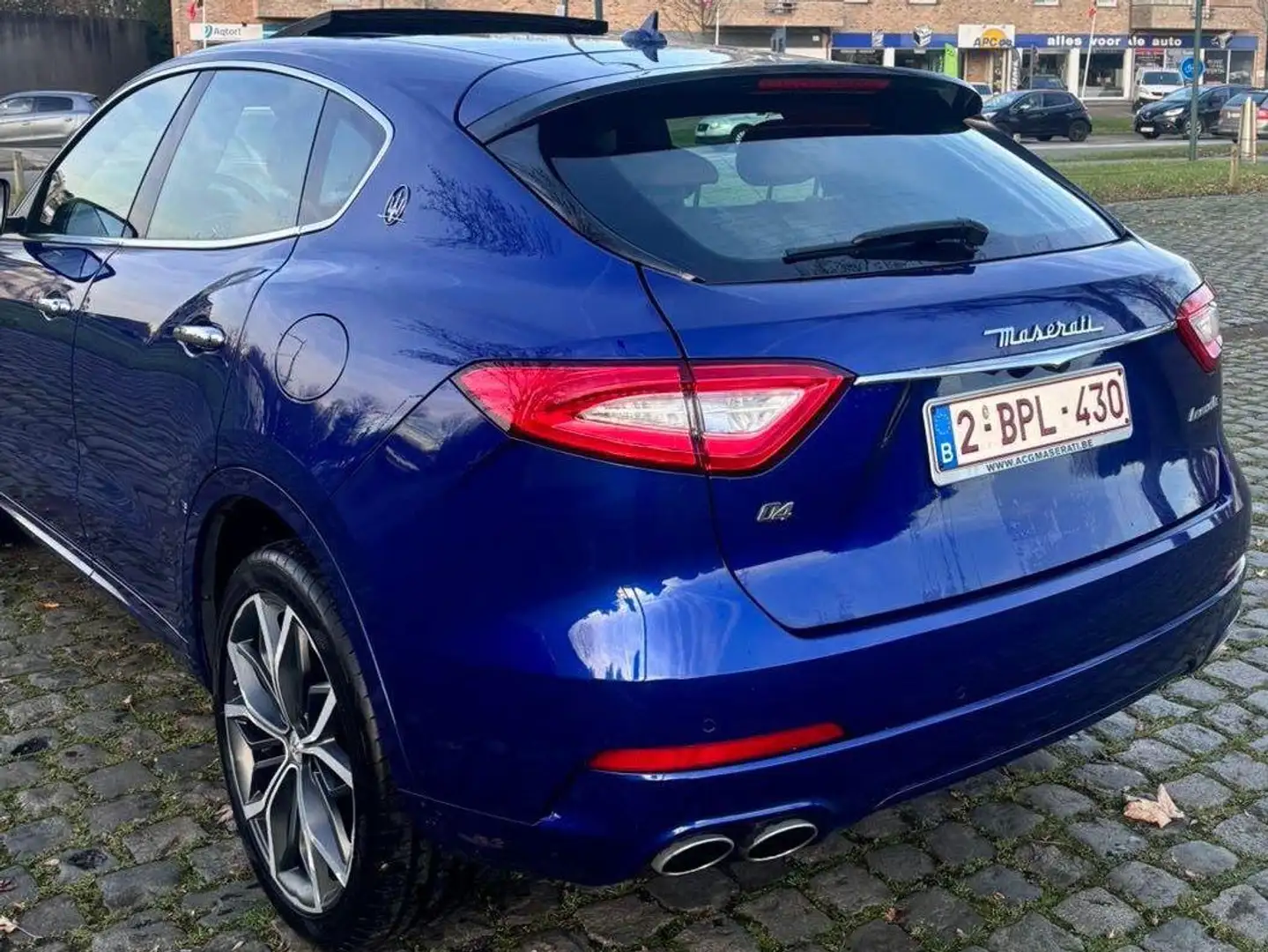 Maserati Levante Levante 3.0 V6 Turbo GranLusso (EU6.2) Bleu - 2