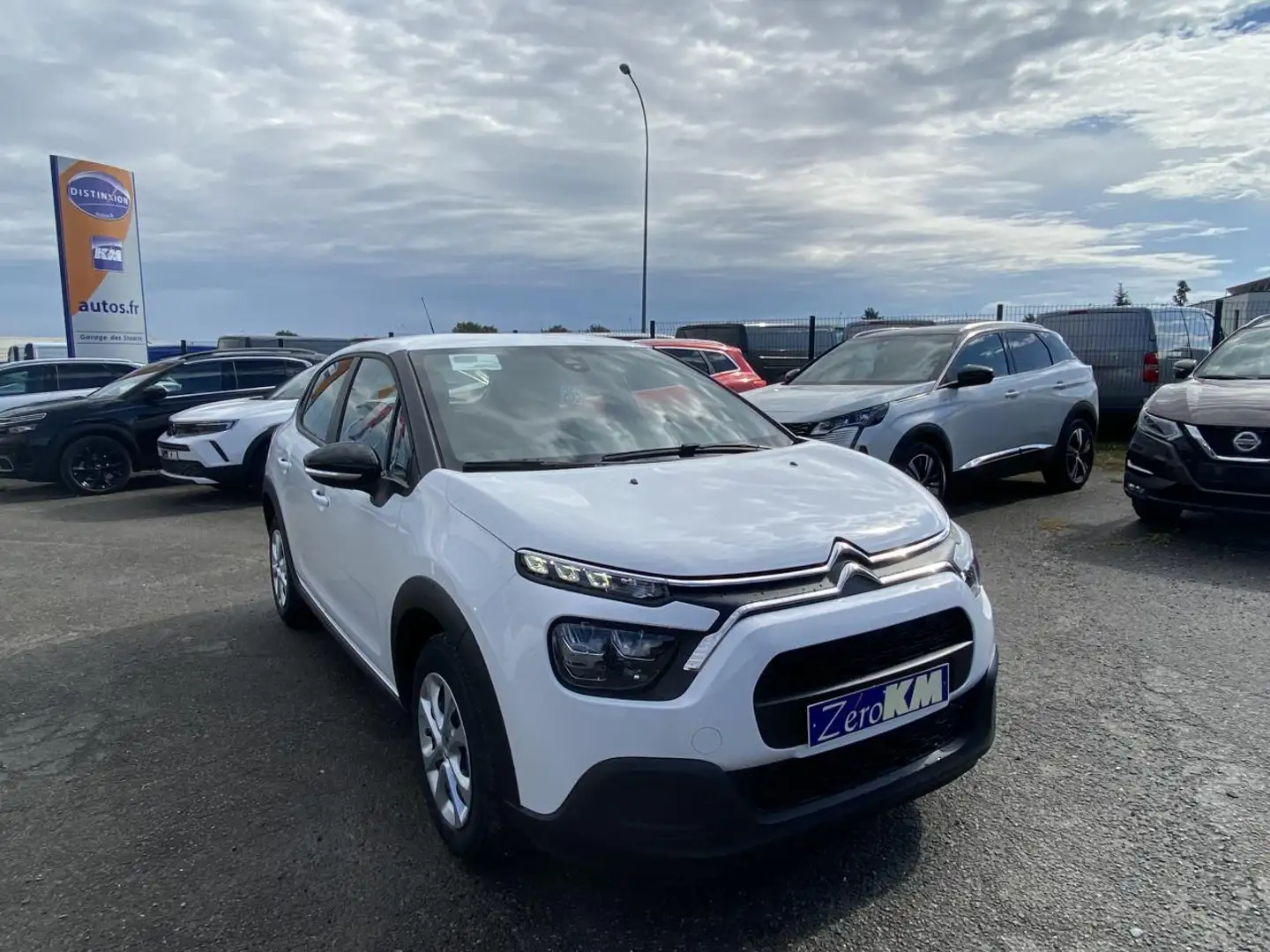Citroen C3 1.5 BlueHDi - 100  Feel Blanc - 2