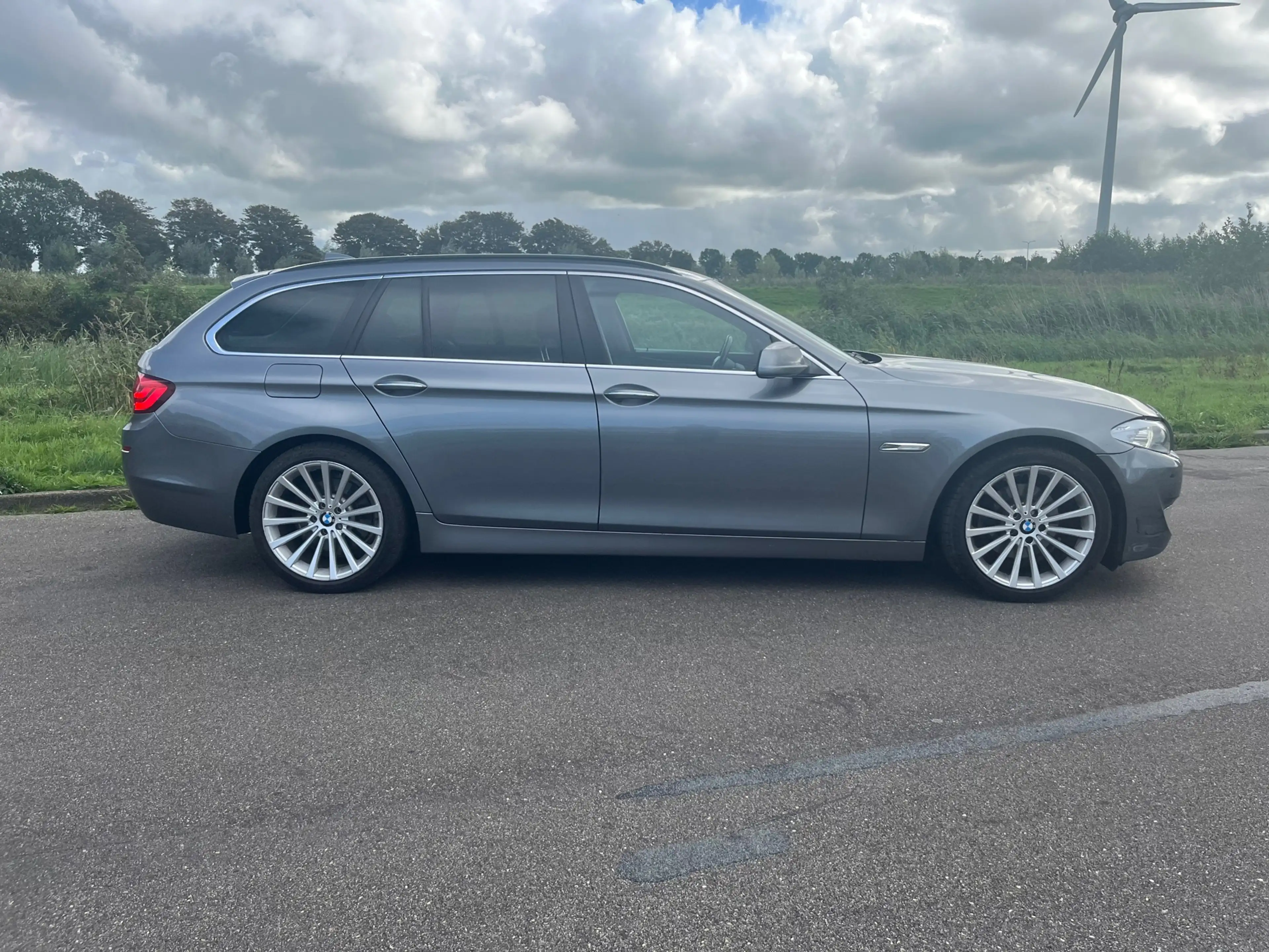 BMW 523 5-serie Touring 523i High Executive BJ 2010 / AIRC — photo 2