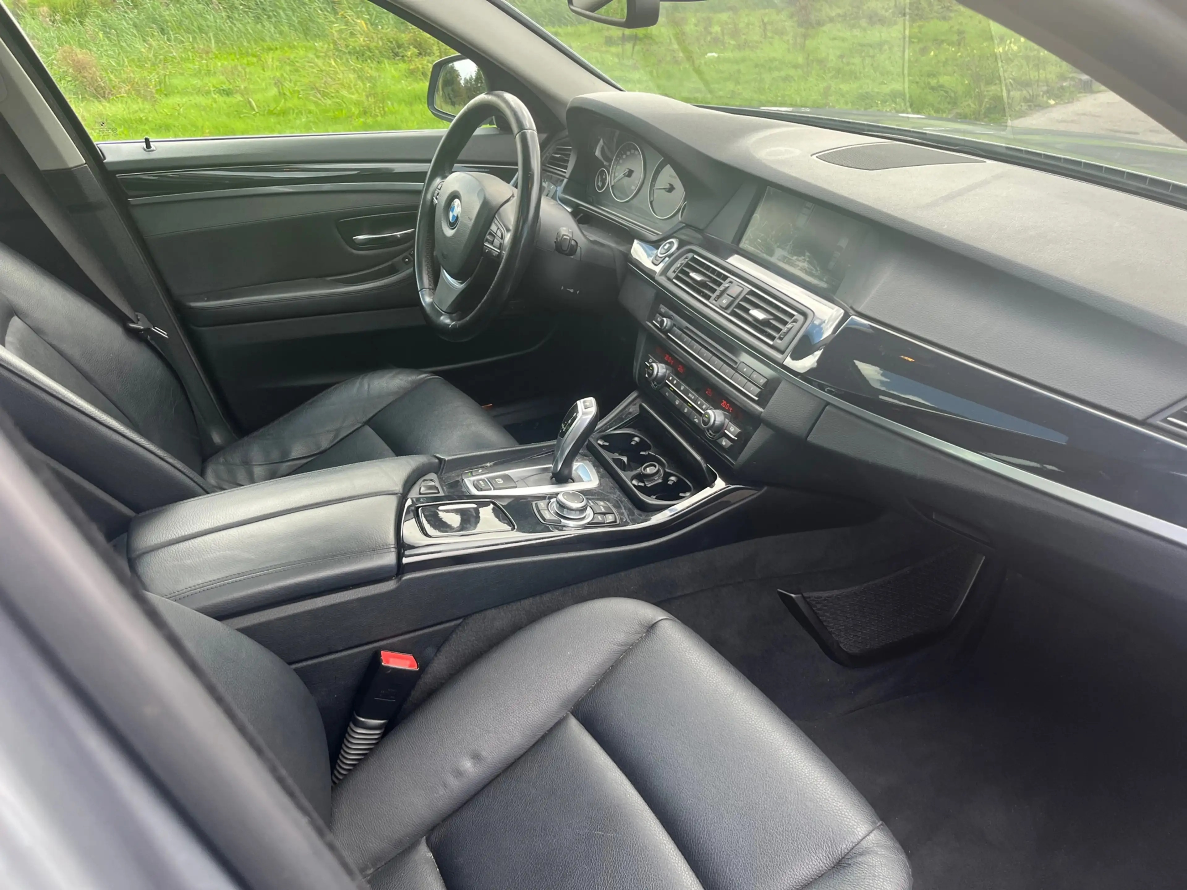 BMW 523 5-serie Touring 523i High Executive BJ 2010 / AIRC — photo 11
