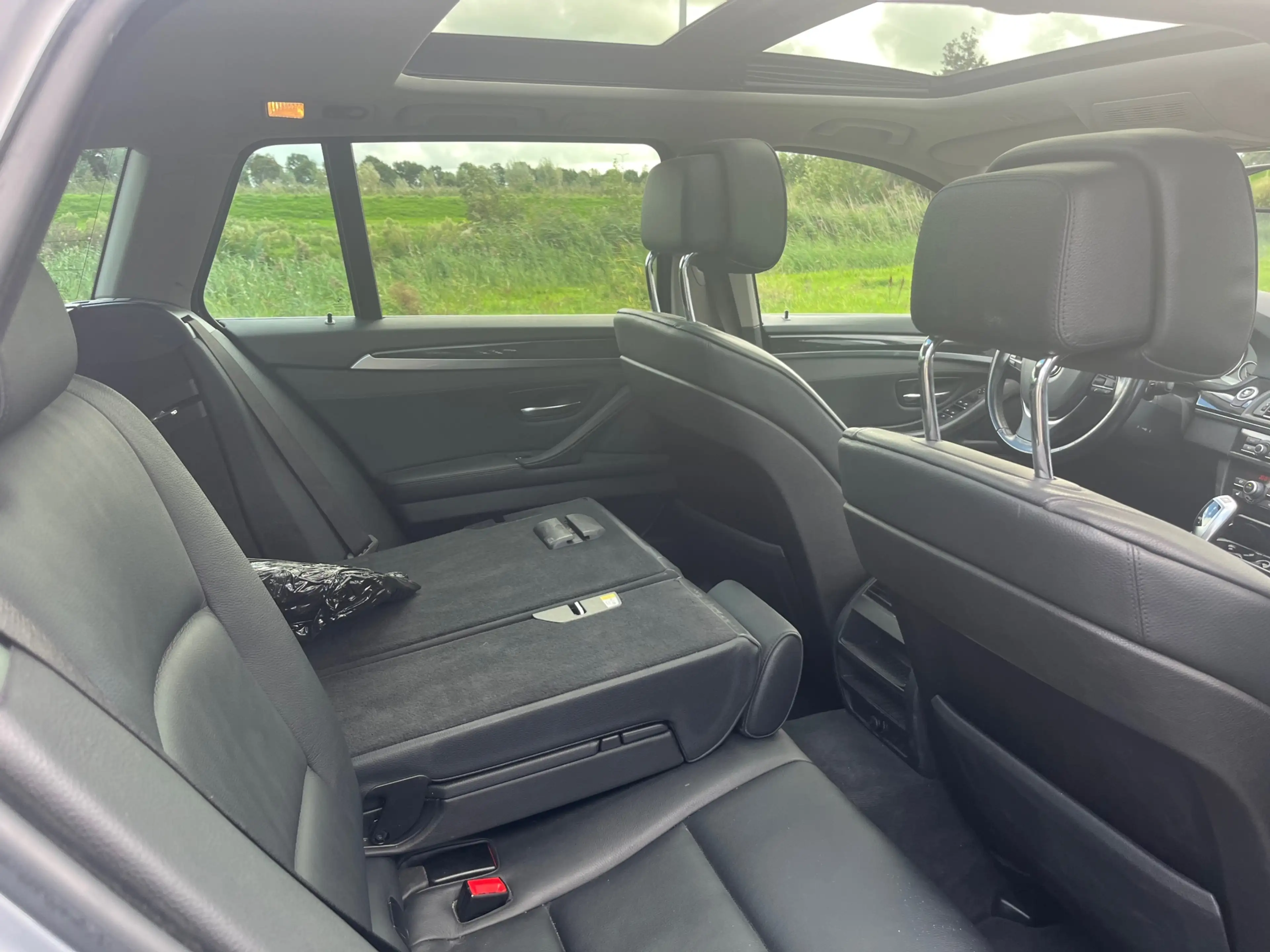 BMW 523 5-serie Touring 523i High Executive BJ 2010 / AIRC — photo 12