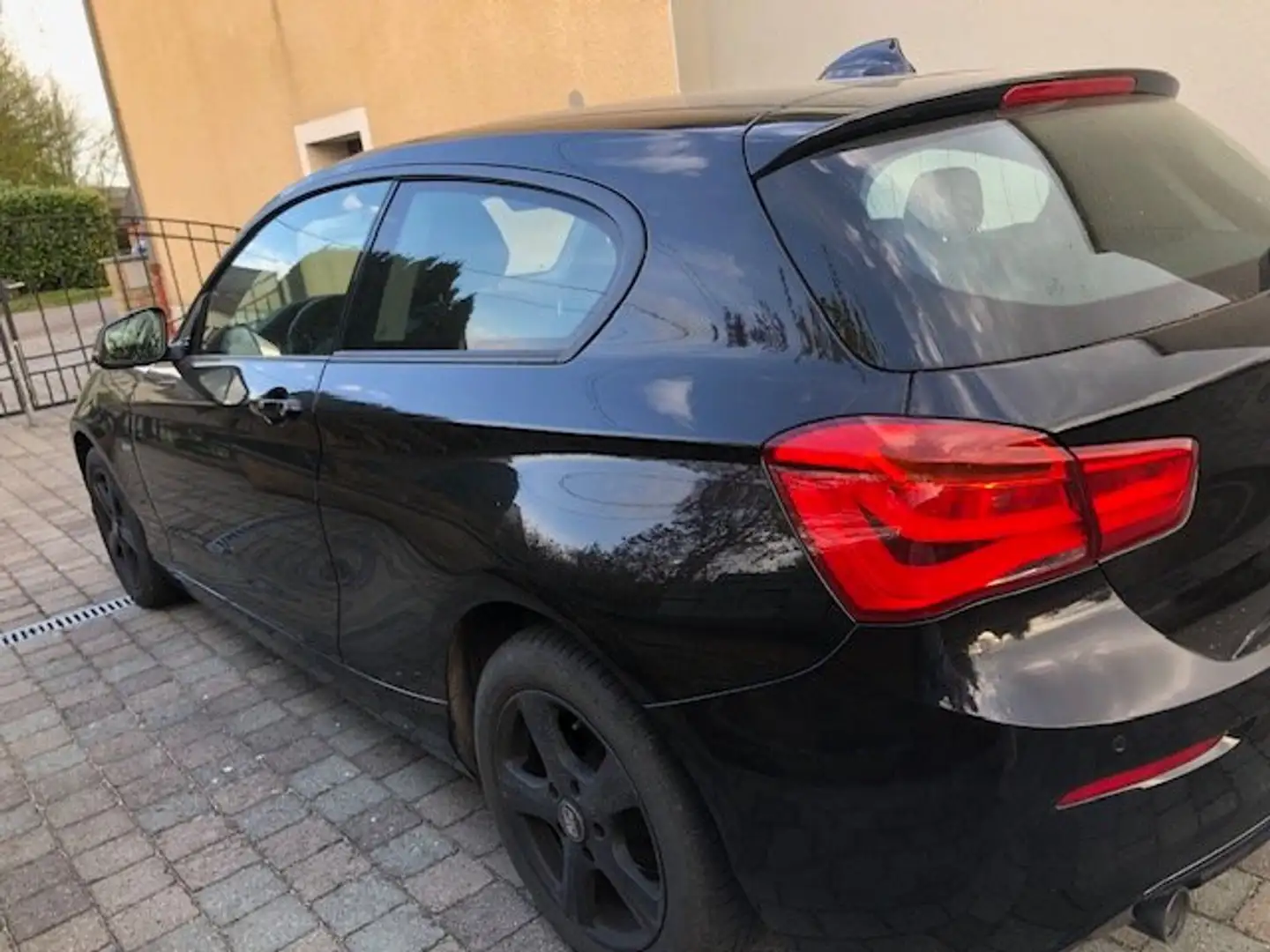 BMW 118 118 dA AdBlue Noir - 2